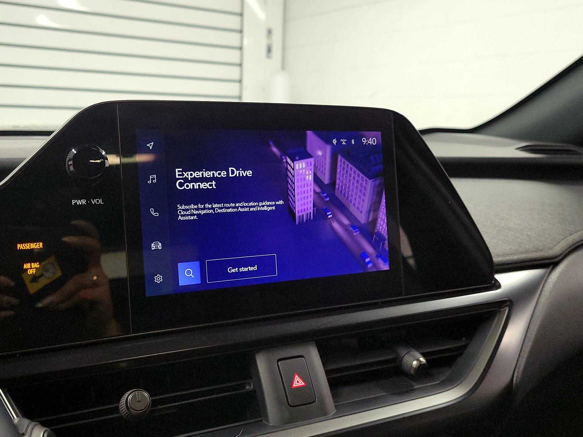Thumbnail: 2024 Lexus UX - 15