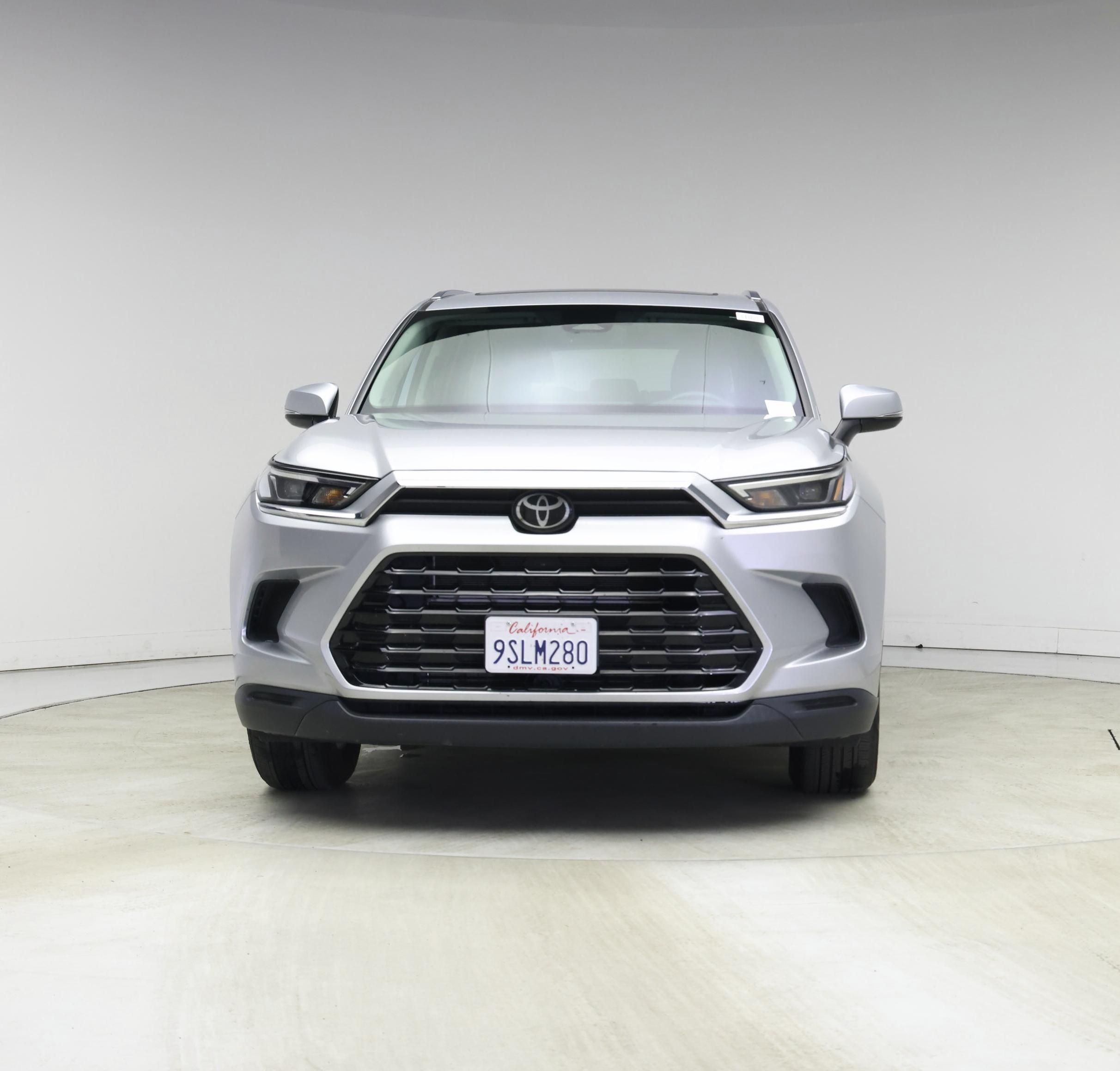 Thumbnail: 2024 Toyota Highlander - 5