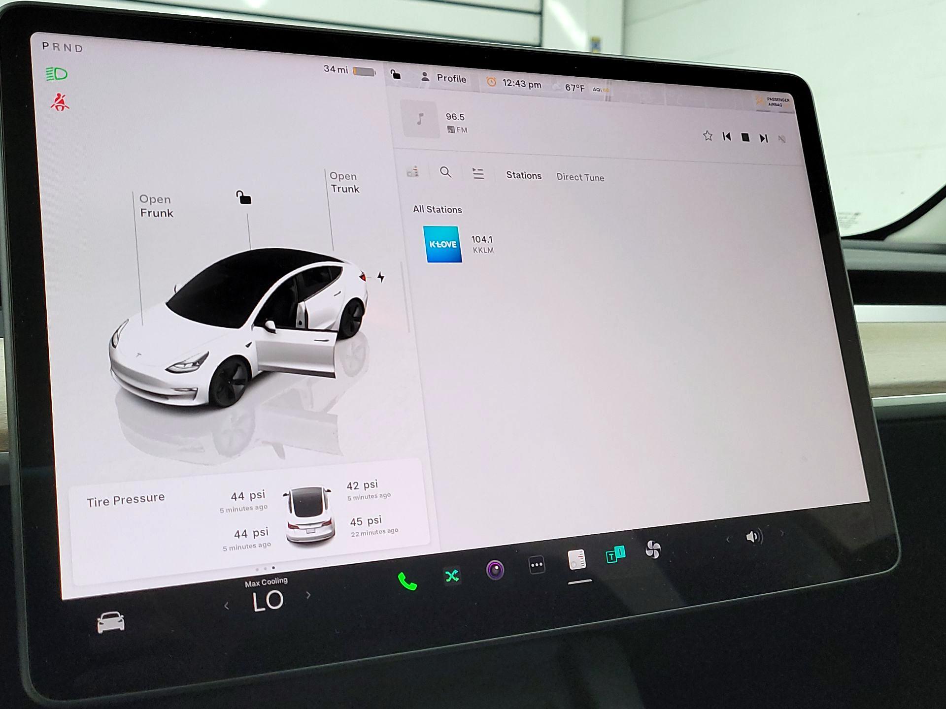 Thumbnail: 2023 Tesla Model 3 - 13