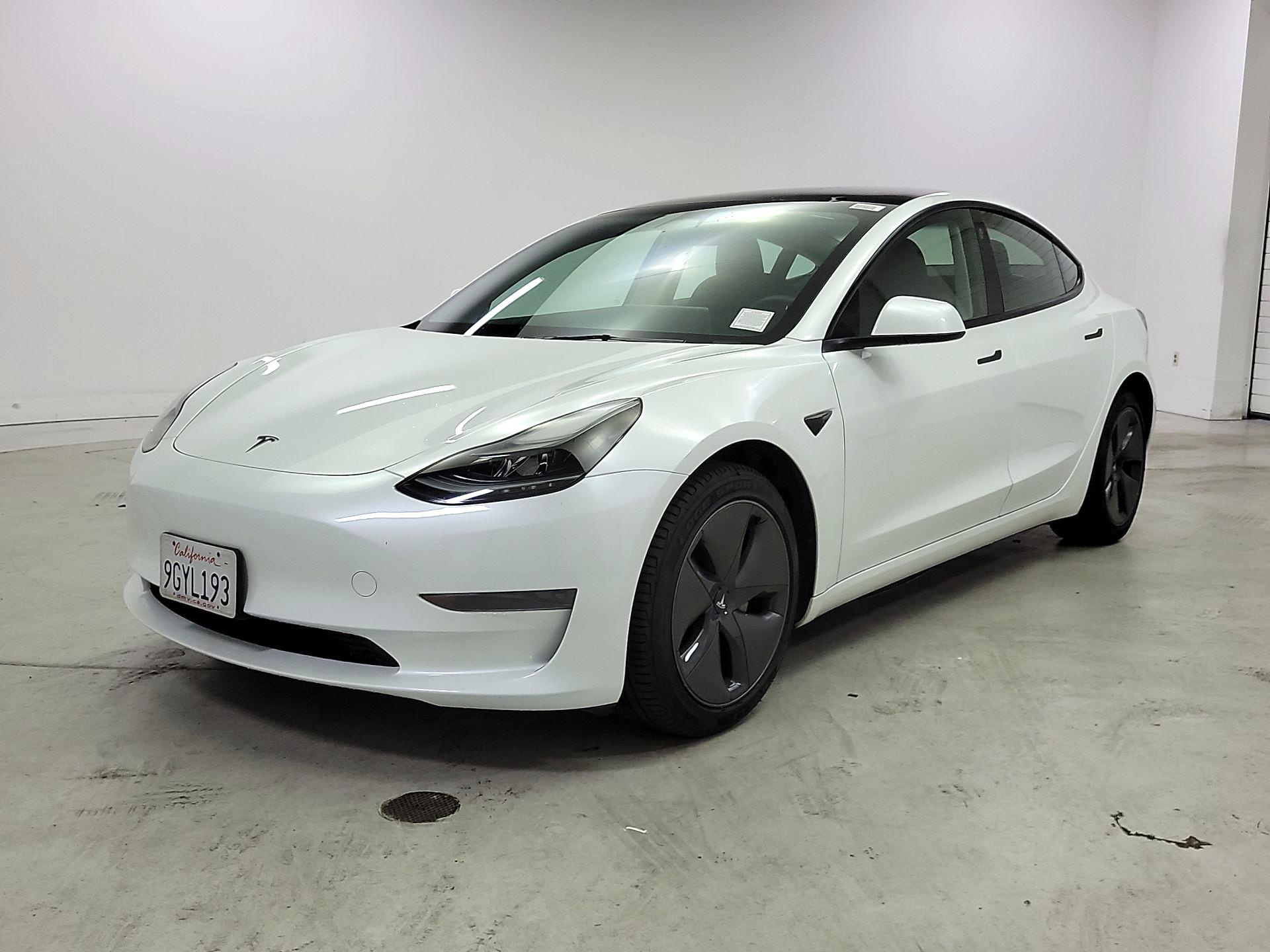 Thumbnail: 2023 Tesla Model 3 - 3