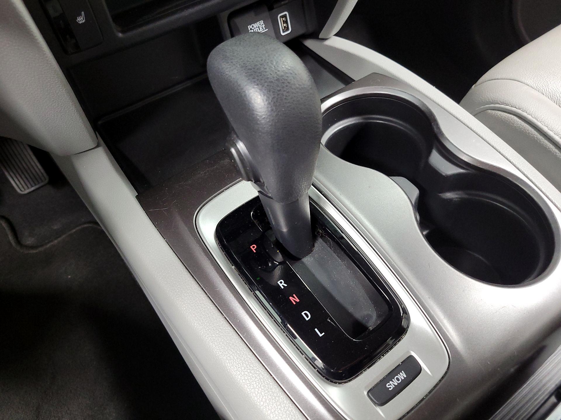 Thumbnail: 2019 Honda Pilot - 17