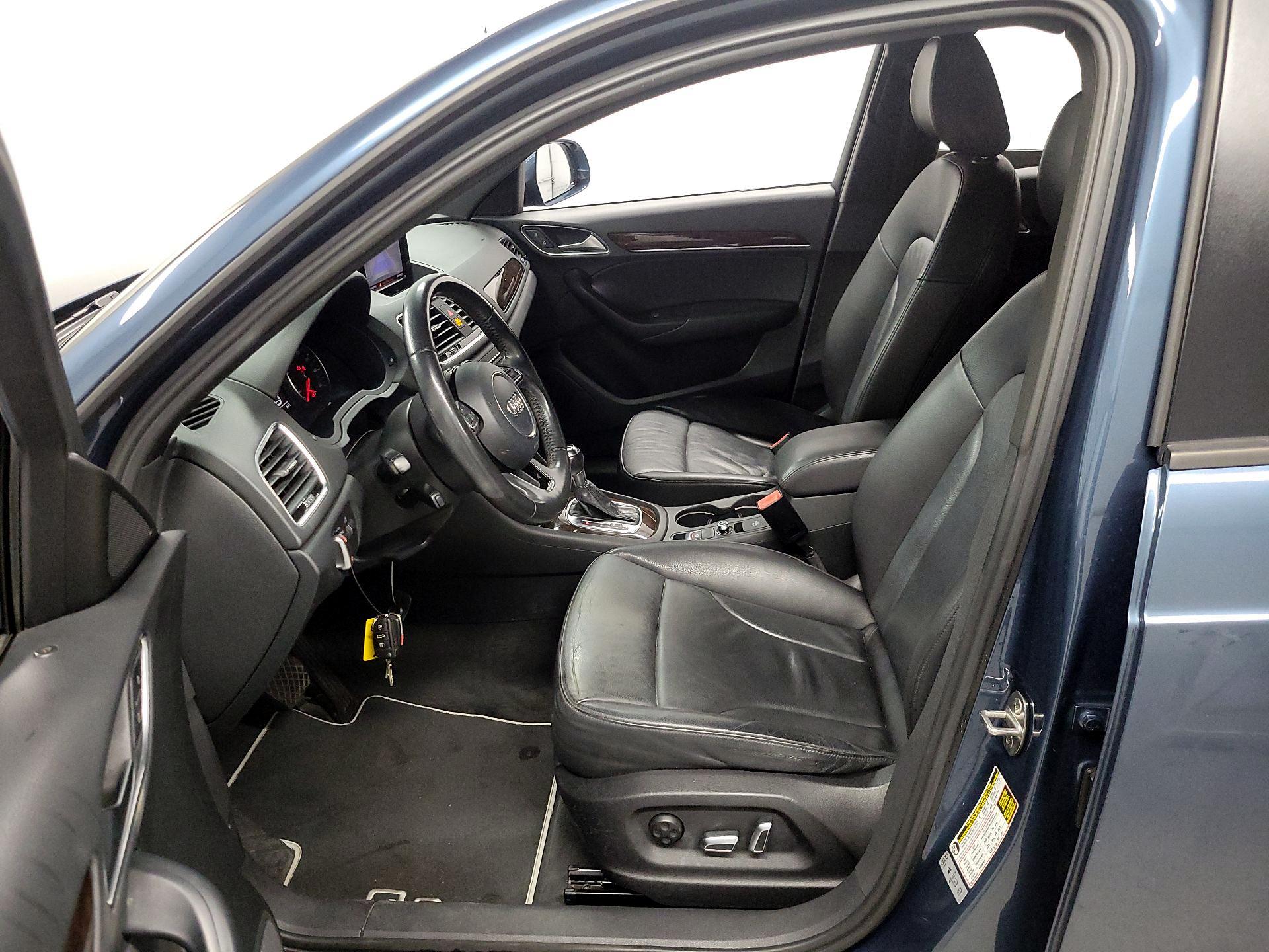 Thumbnail: 2018 Audi Q3 - 11