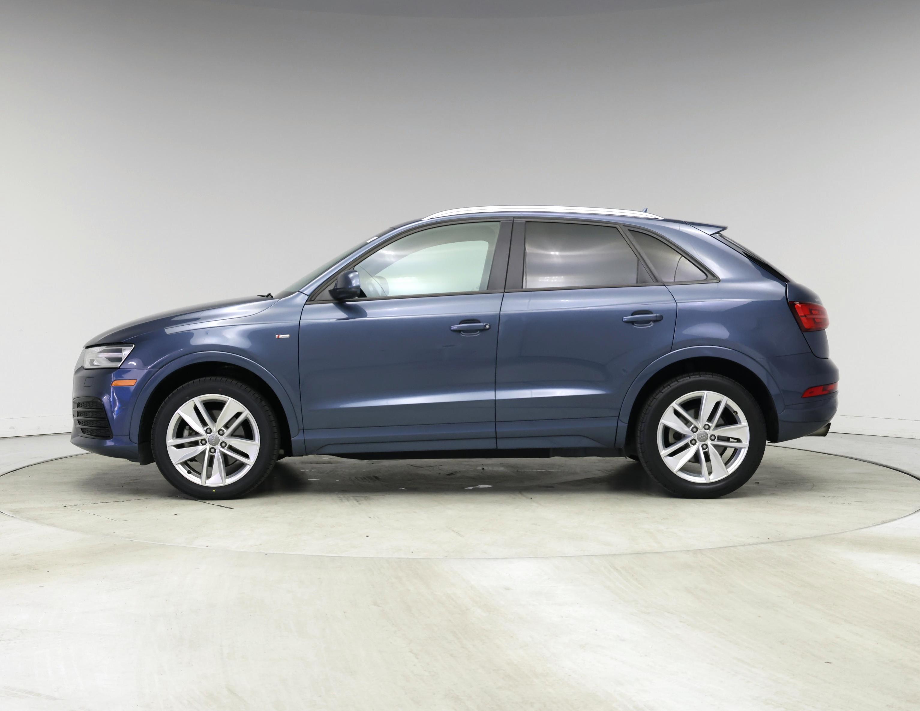 Thumbnail: 2018 Audi Q3 - 3