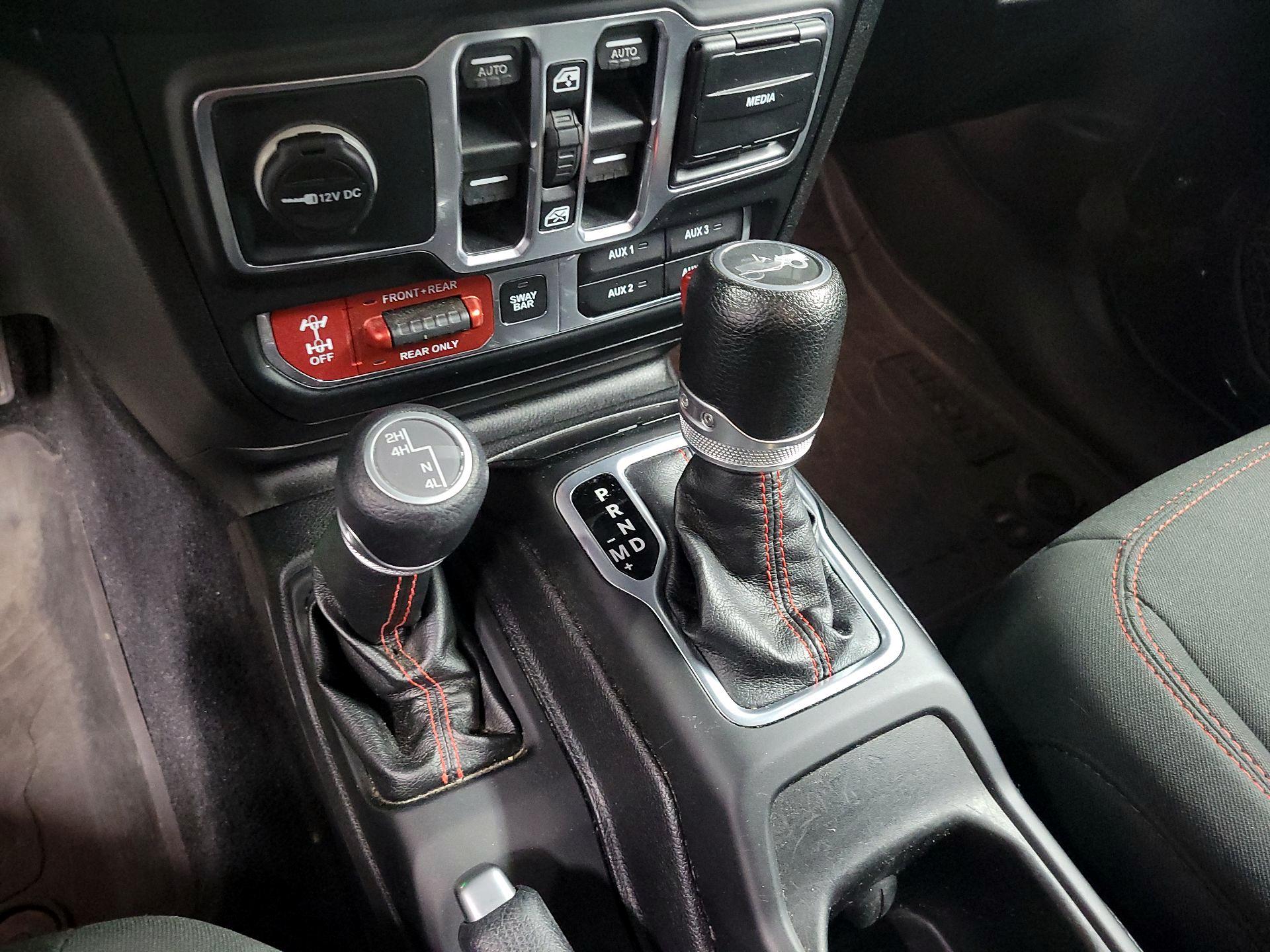 Thumbnail: 2018 Jeep Wrangler - 18