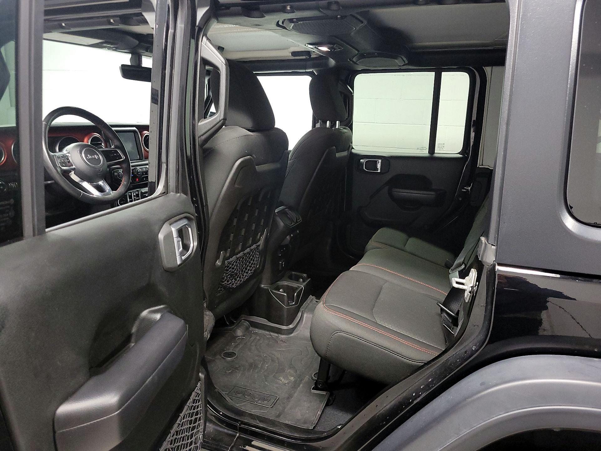 Thumbnail: 2018 Jeep Wrangler - 20