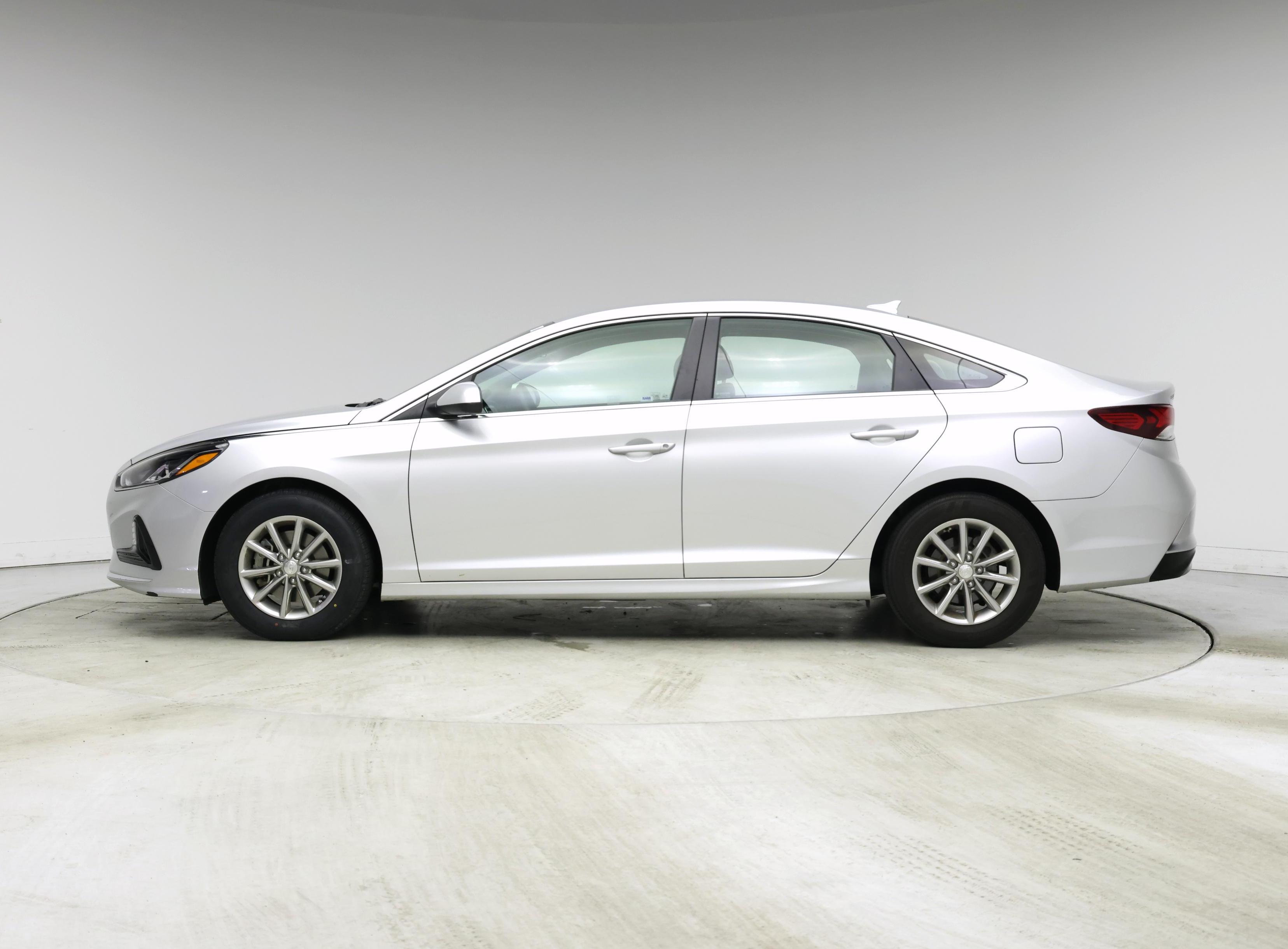 Thumbnail: 2018 Hyundai Sonata - 3