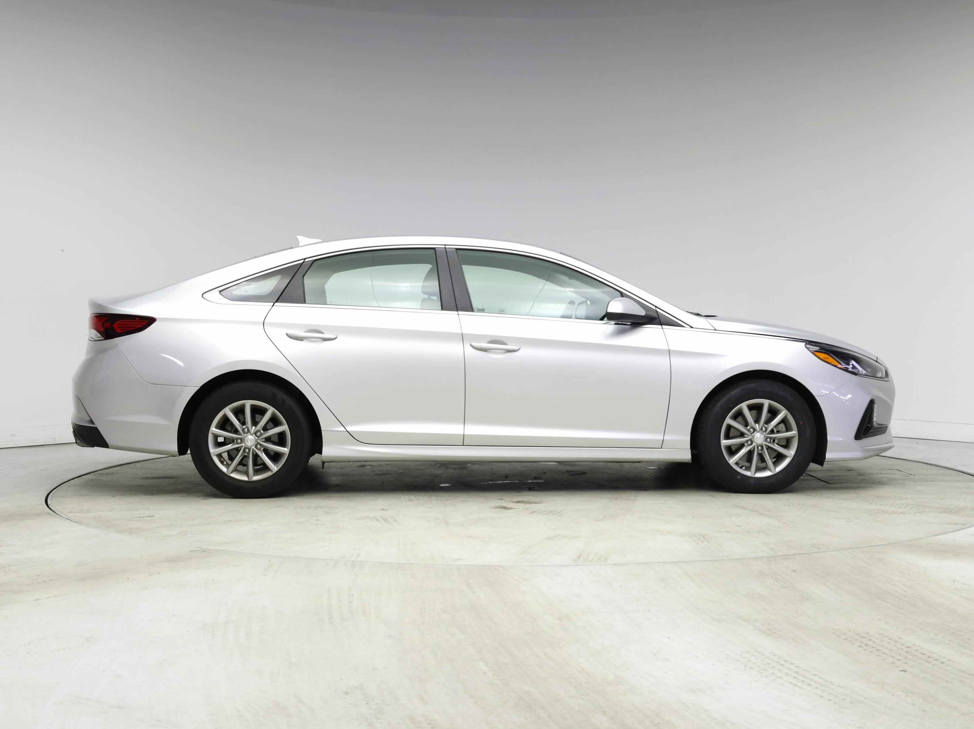 Thumbnail: 2018 Hyundai Sonata - 7