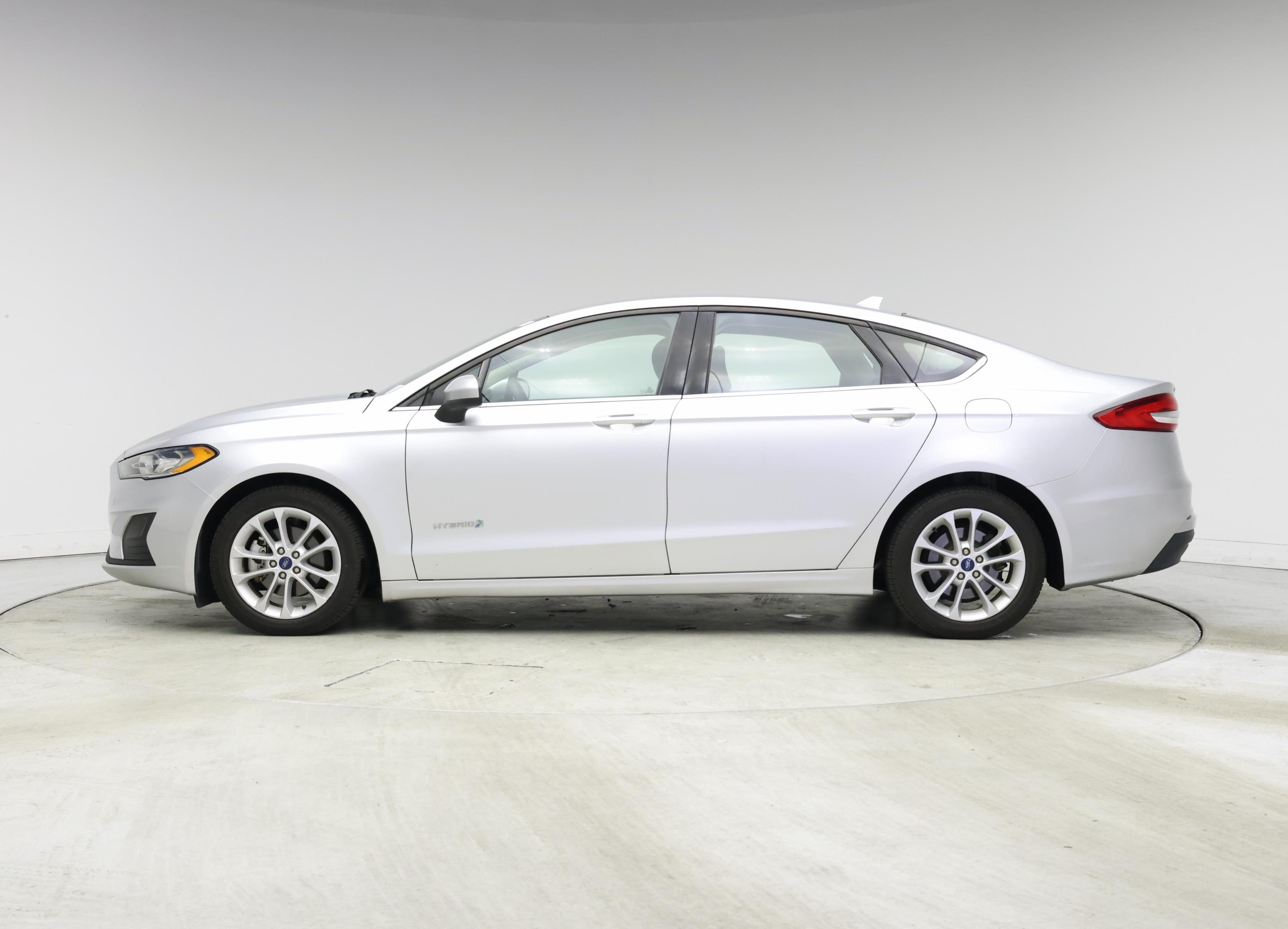 Thumbnail: 2019 Ford Fusion - 3