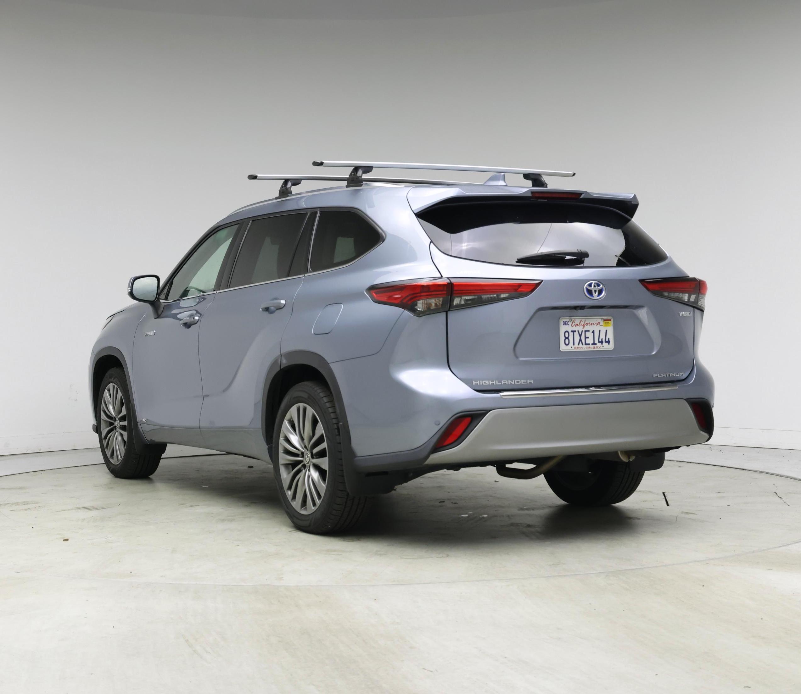 Thumbnail: 2021 Toyota Highlander - 2