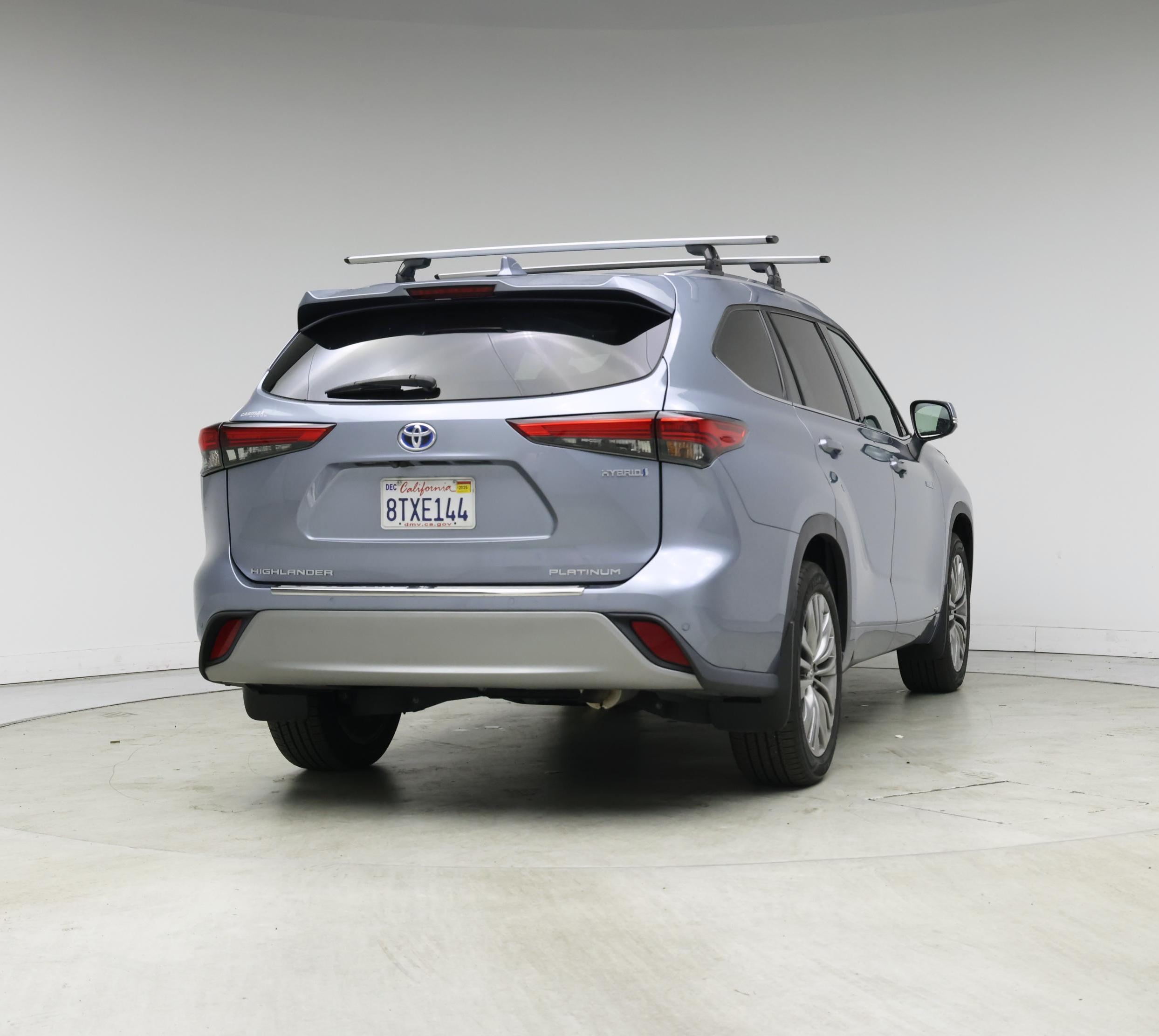 Thumbnail: 2021 Toyota Highlander - 8