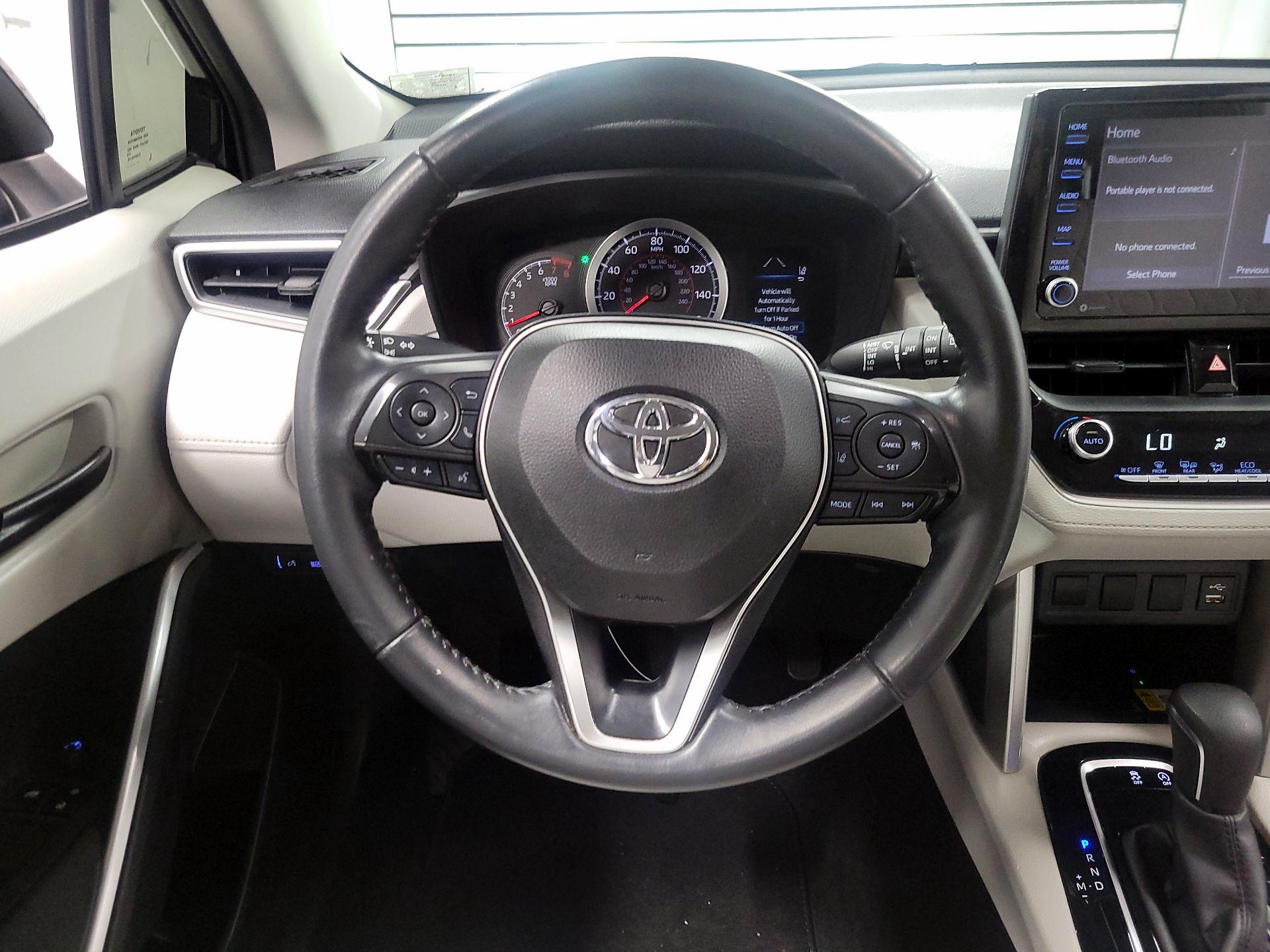 Thumbnail: 2022 Toyota Corolla Cross - 10