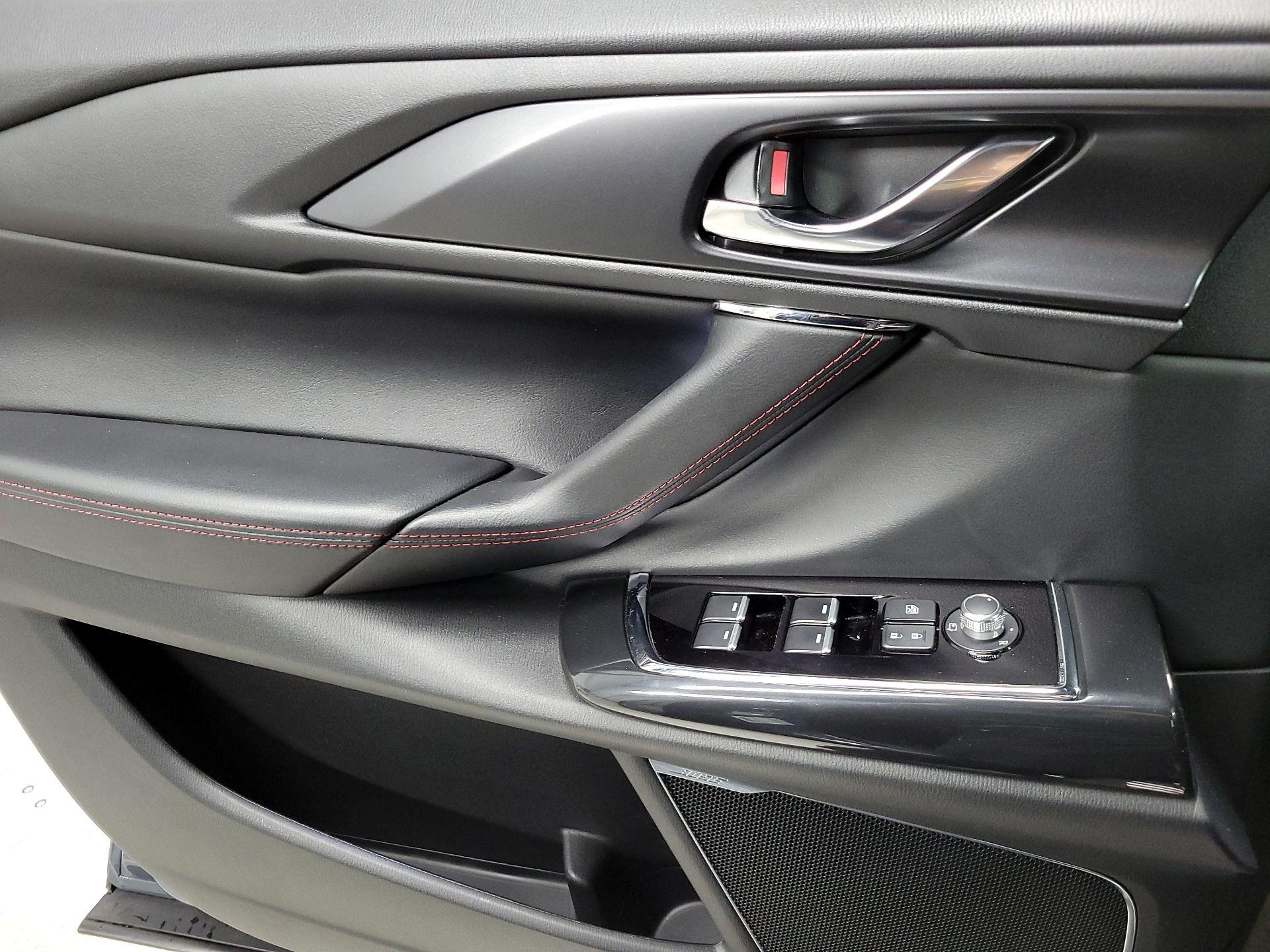 Thumbnail: 2022 Mazda CX-9 - 12