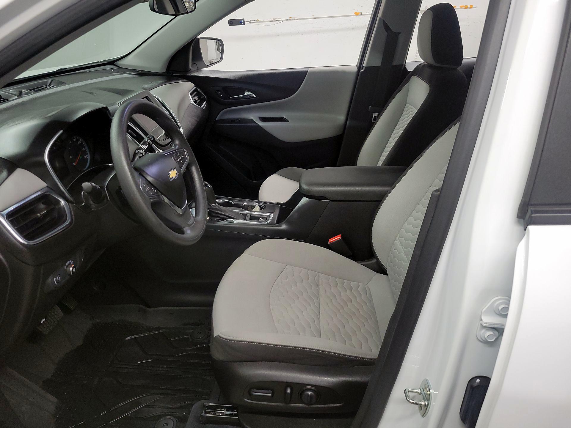 Thumbnail: 2021 Chevrolet Equinox - 11