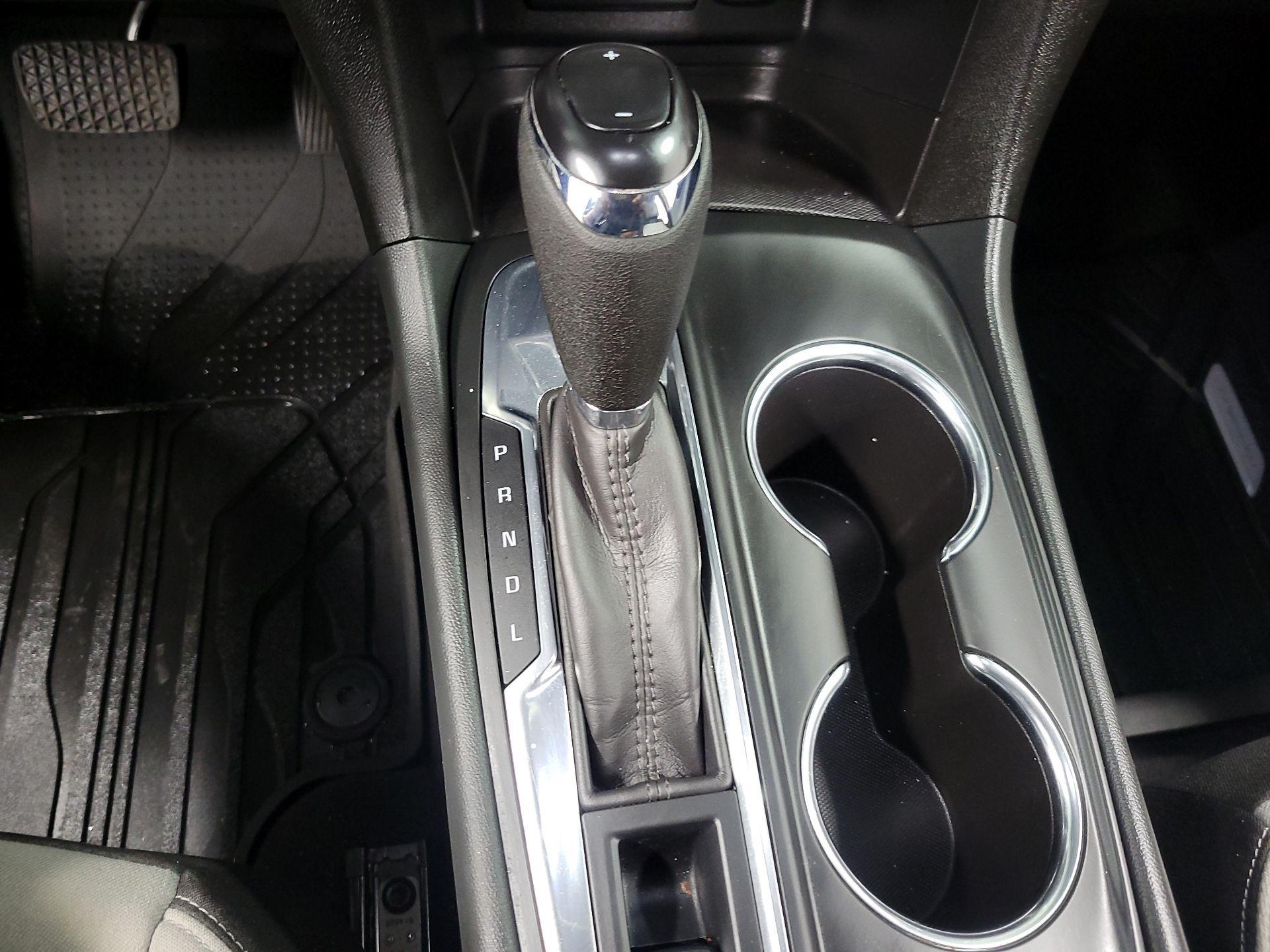 Thumbnail: 2021 Chevrolet Equinox - 17