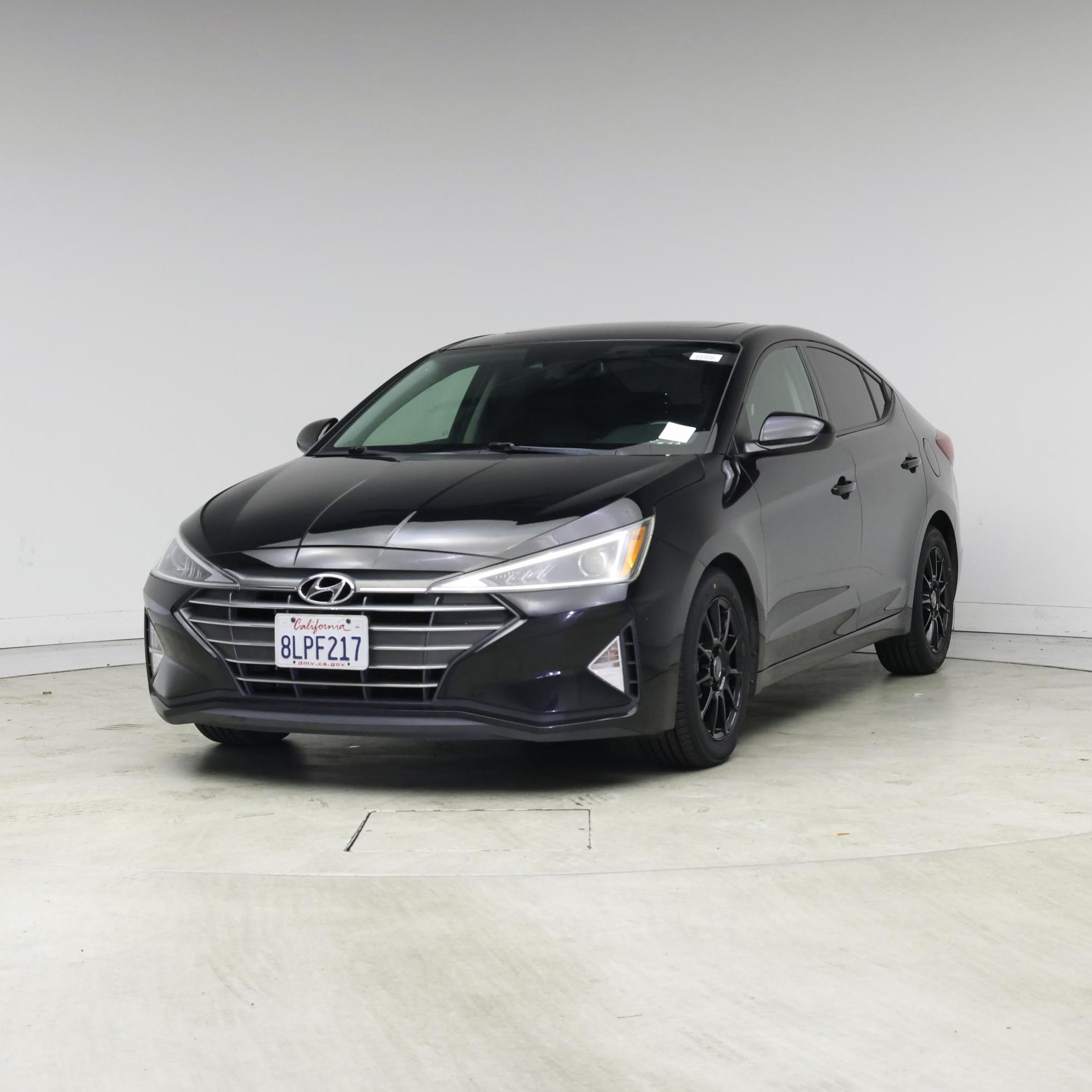 Thumbnail: 2020 Hyundai Elantra - 4