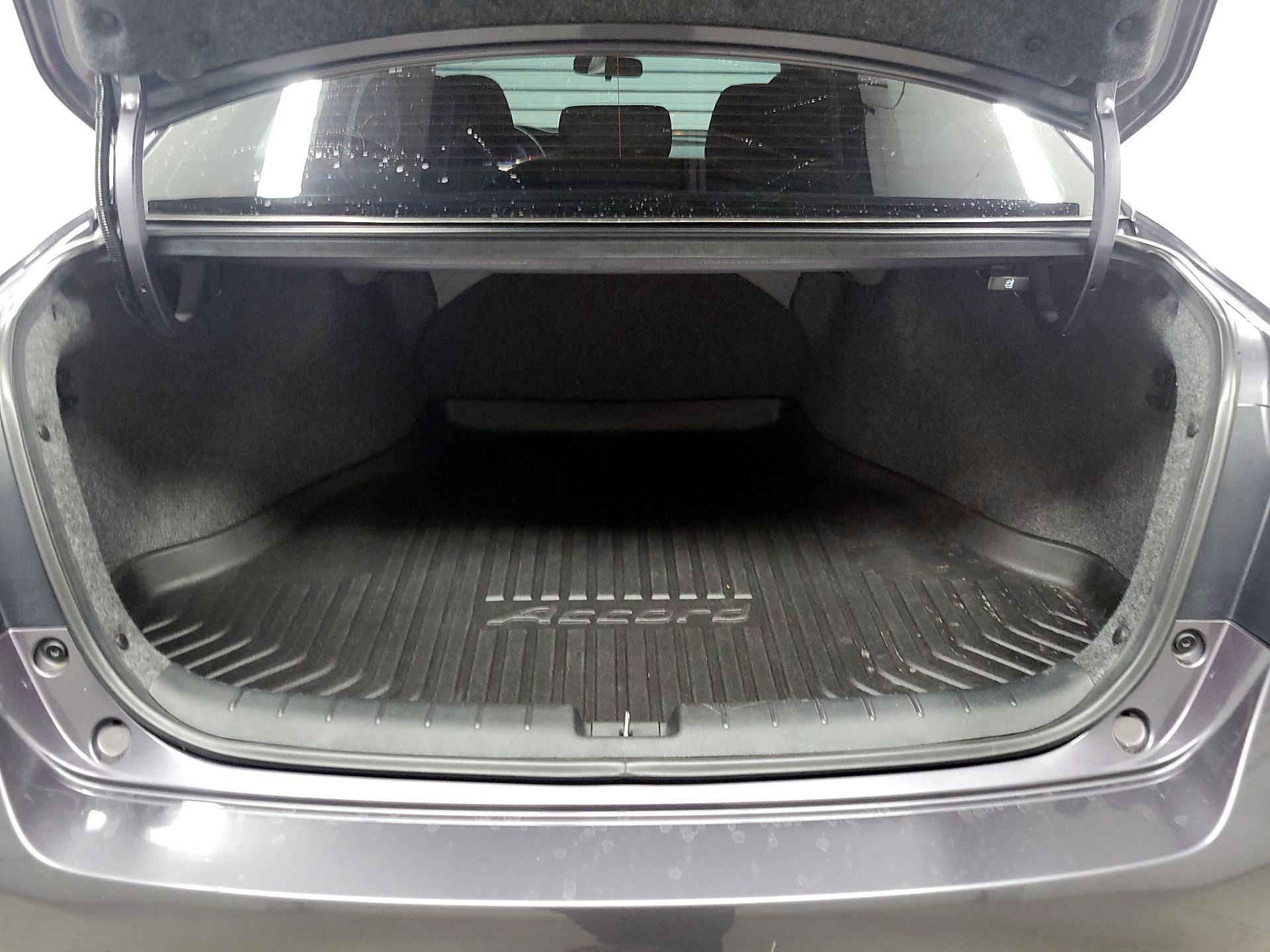 Thumbnail: 2016 Honda Accord - 18