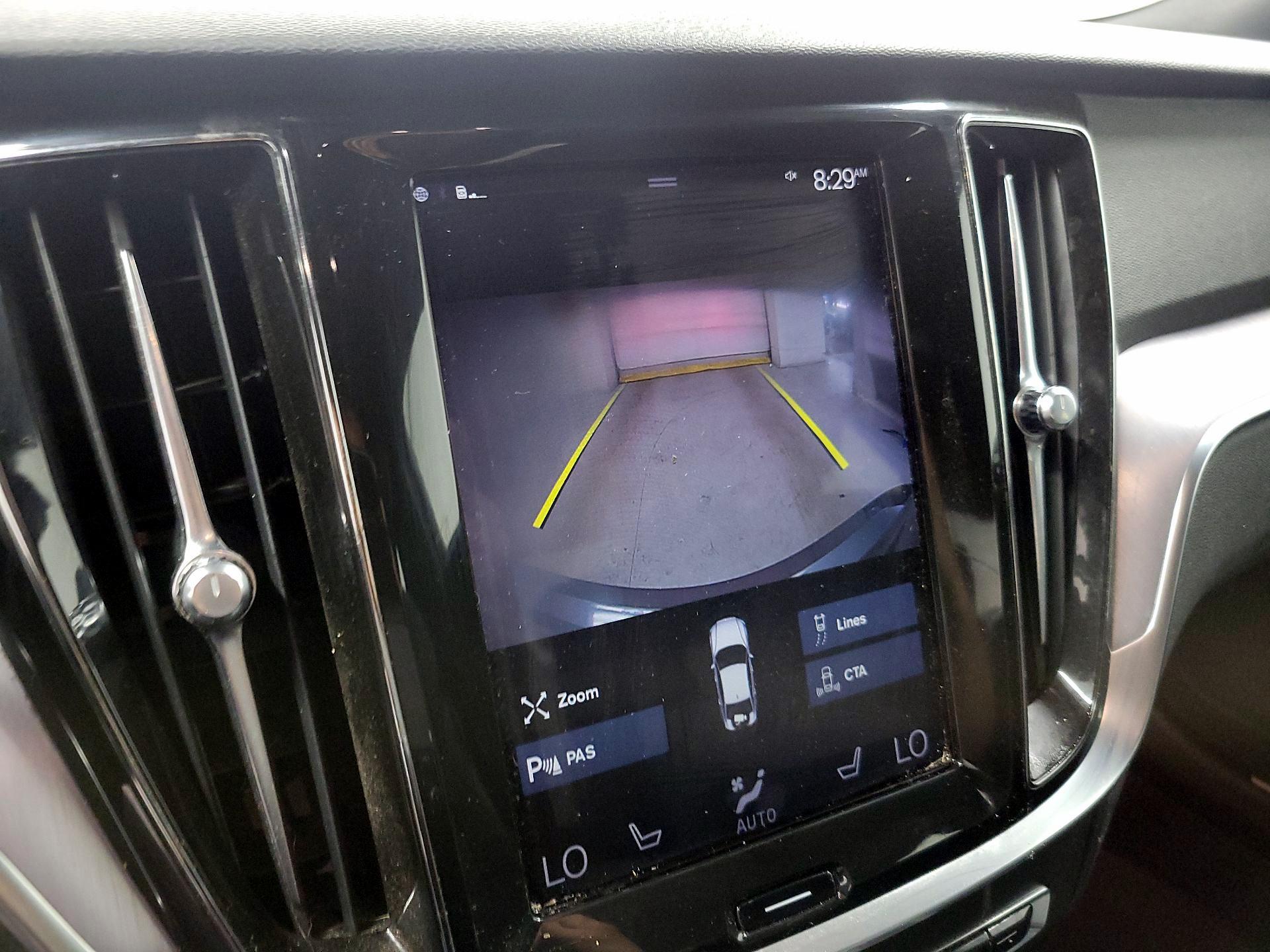 Thumbnail: 2019 Volvo S60 - 13