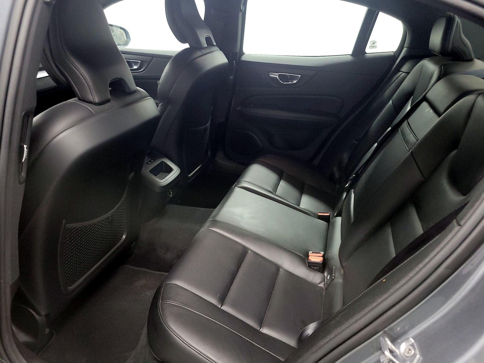 Thumbnail: 2019 Volvo S60 - 17