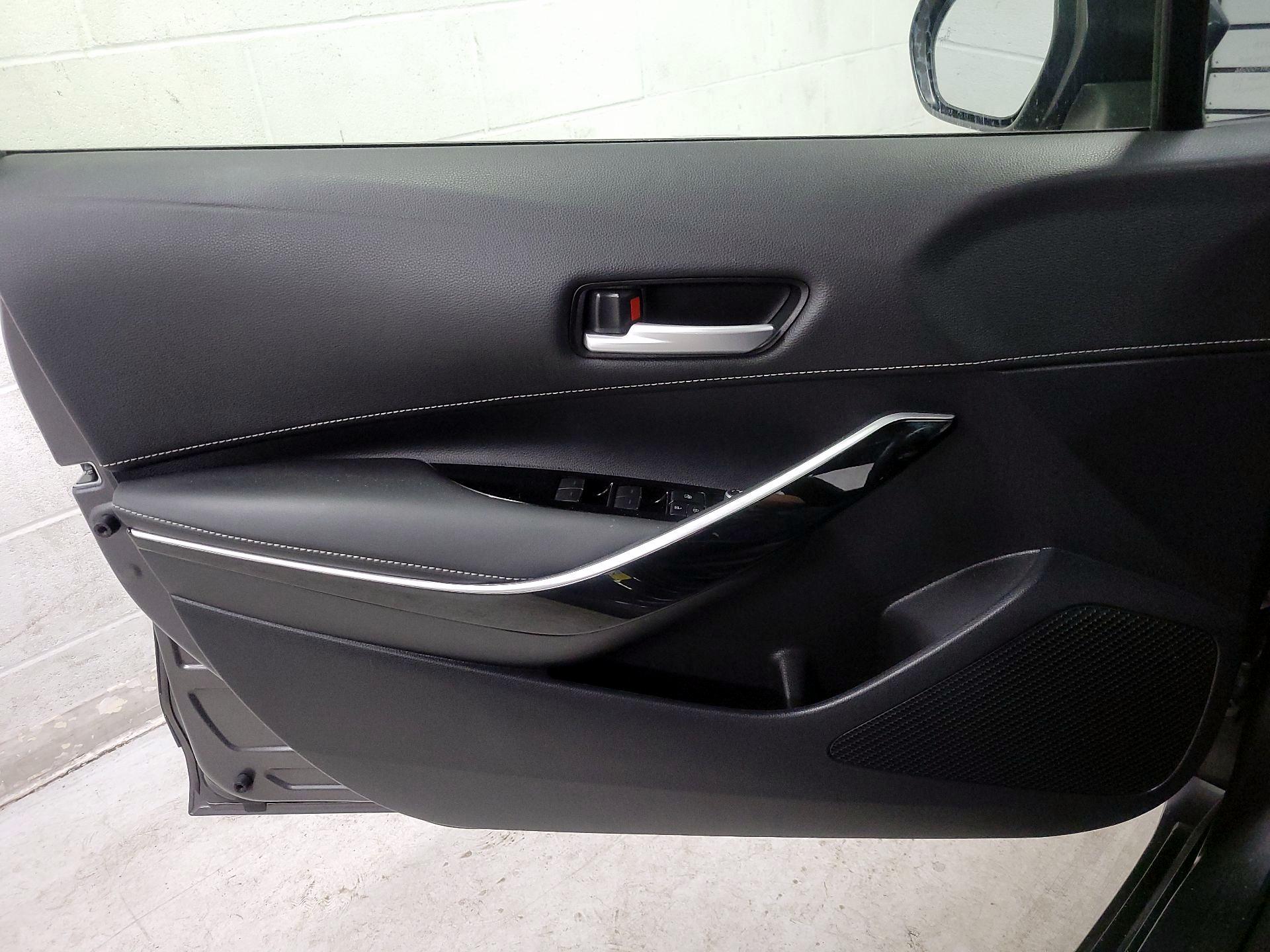 Thumbnail: 2021 Toyota Corolla - 12