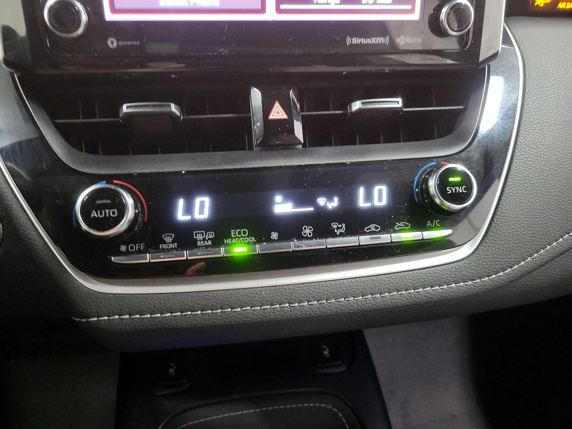 Thumbnail: 2021 Toyota Corolla - 16