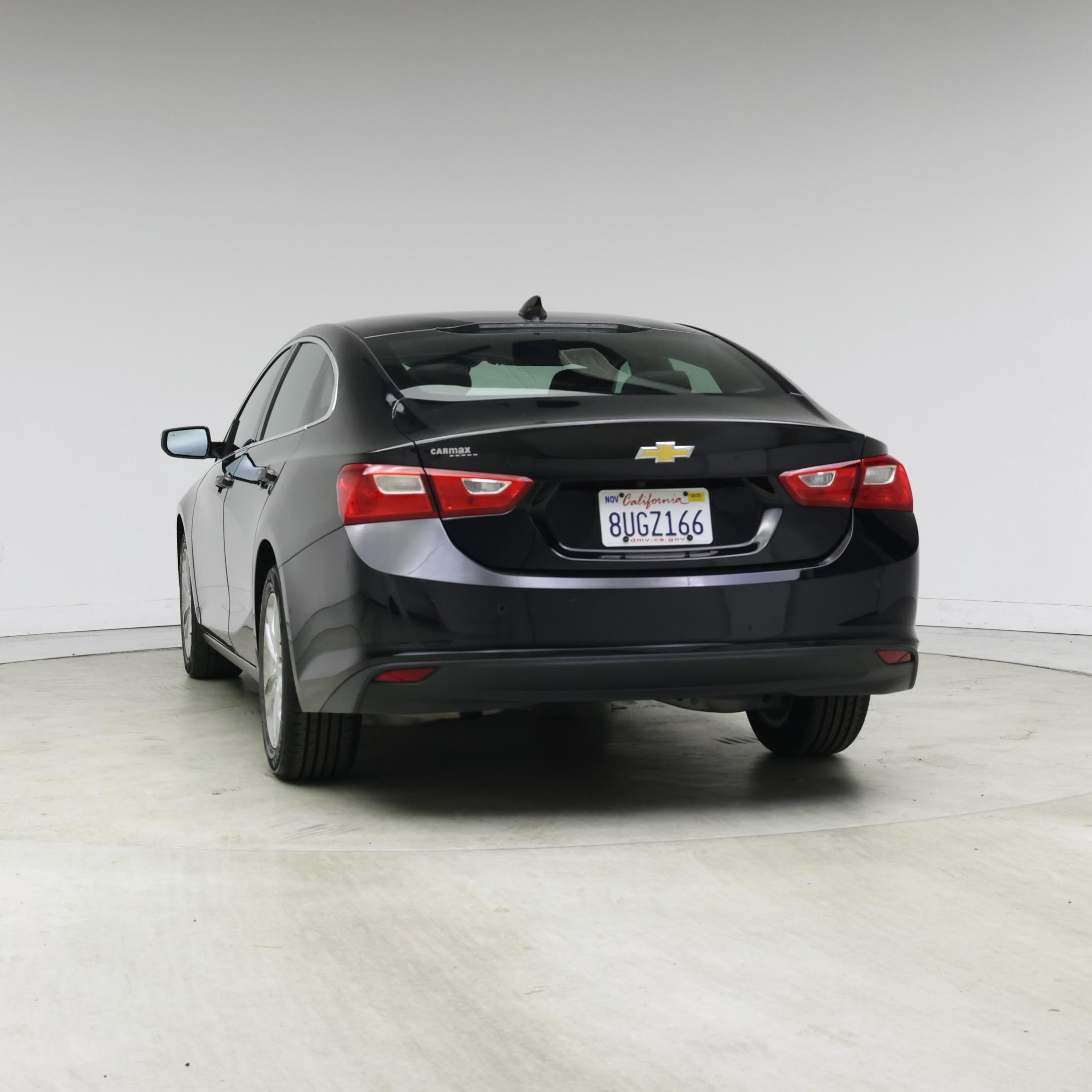 Thumbnail: 2018 Chevrolet Malibu - 6