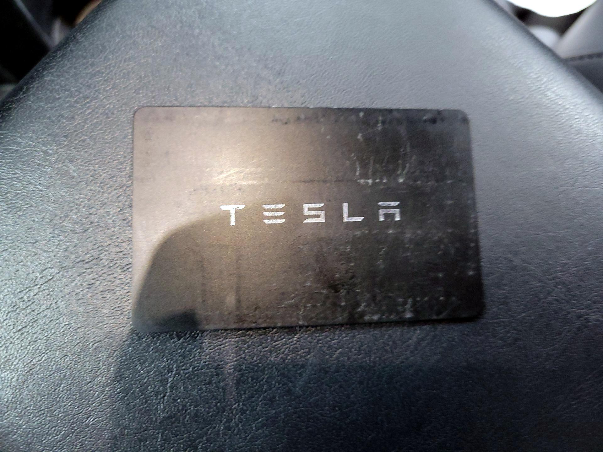 Thumbnail: 2022 Tesla Model 3 - 19