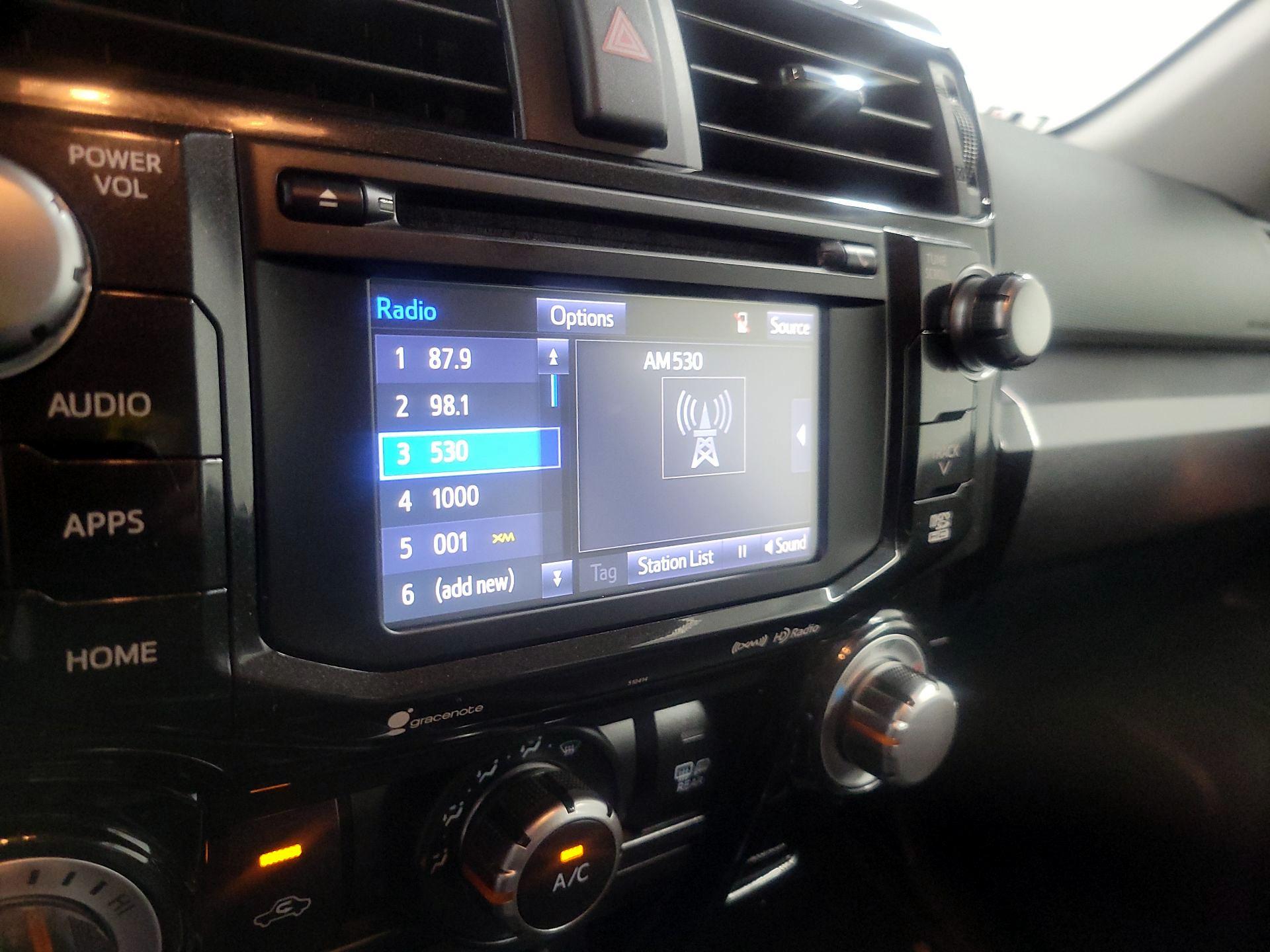 Thumbnail: 2019 Toyota 4Runner - 14