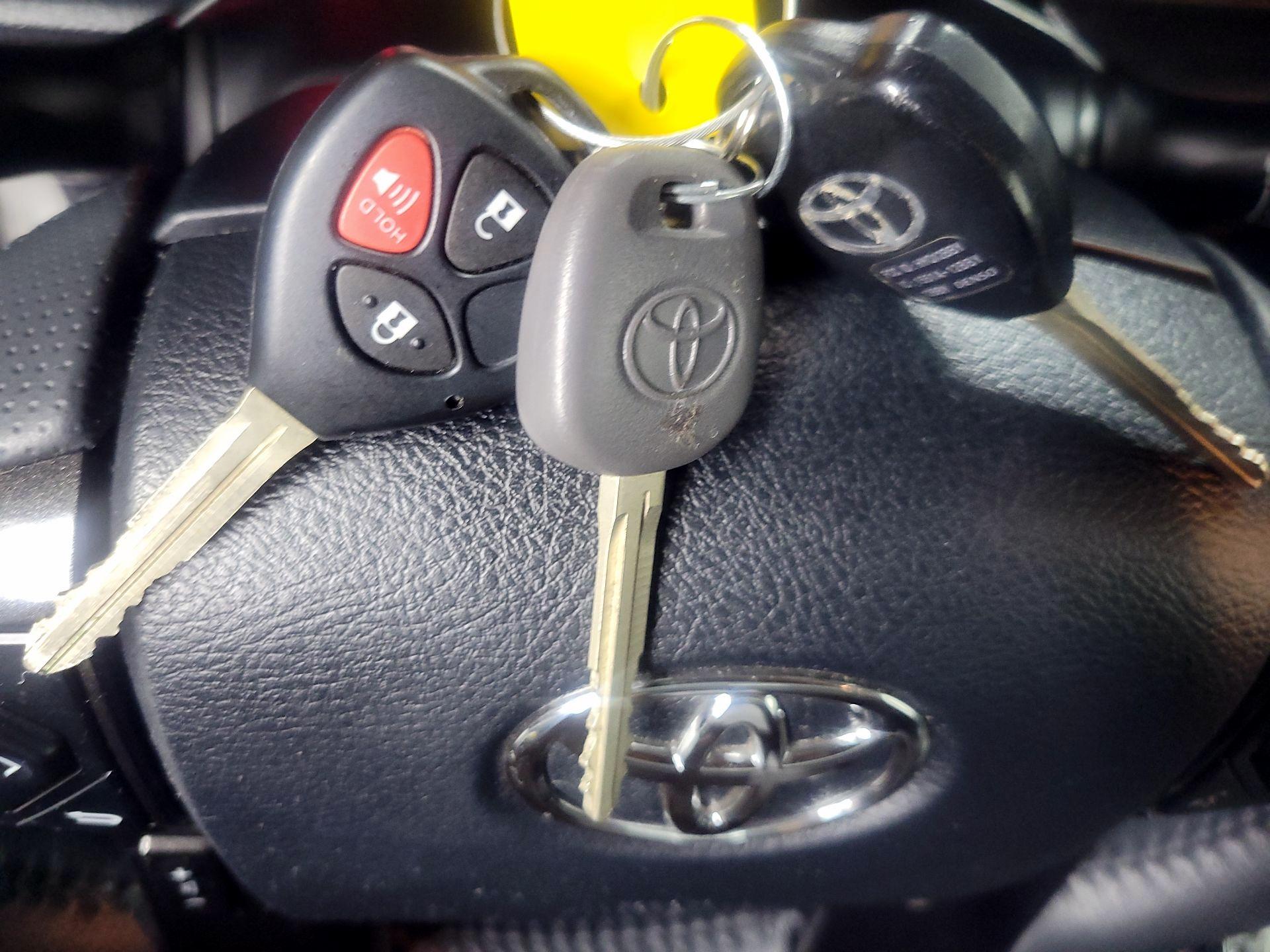 Thumbnail: 2019 Toyota 4Runner - 20