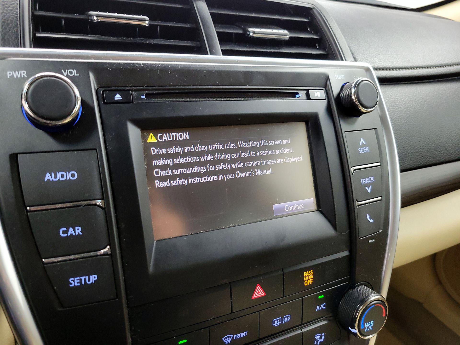 Thumbnail: 2016 Toyota Camry - 13