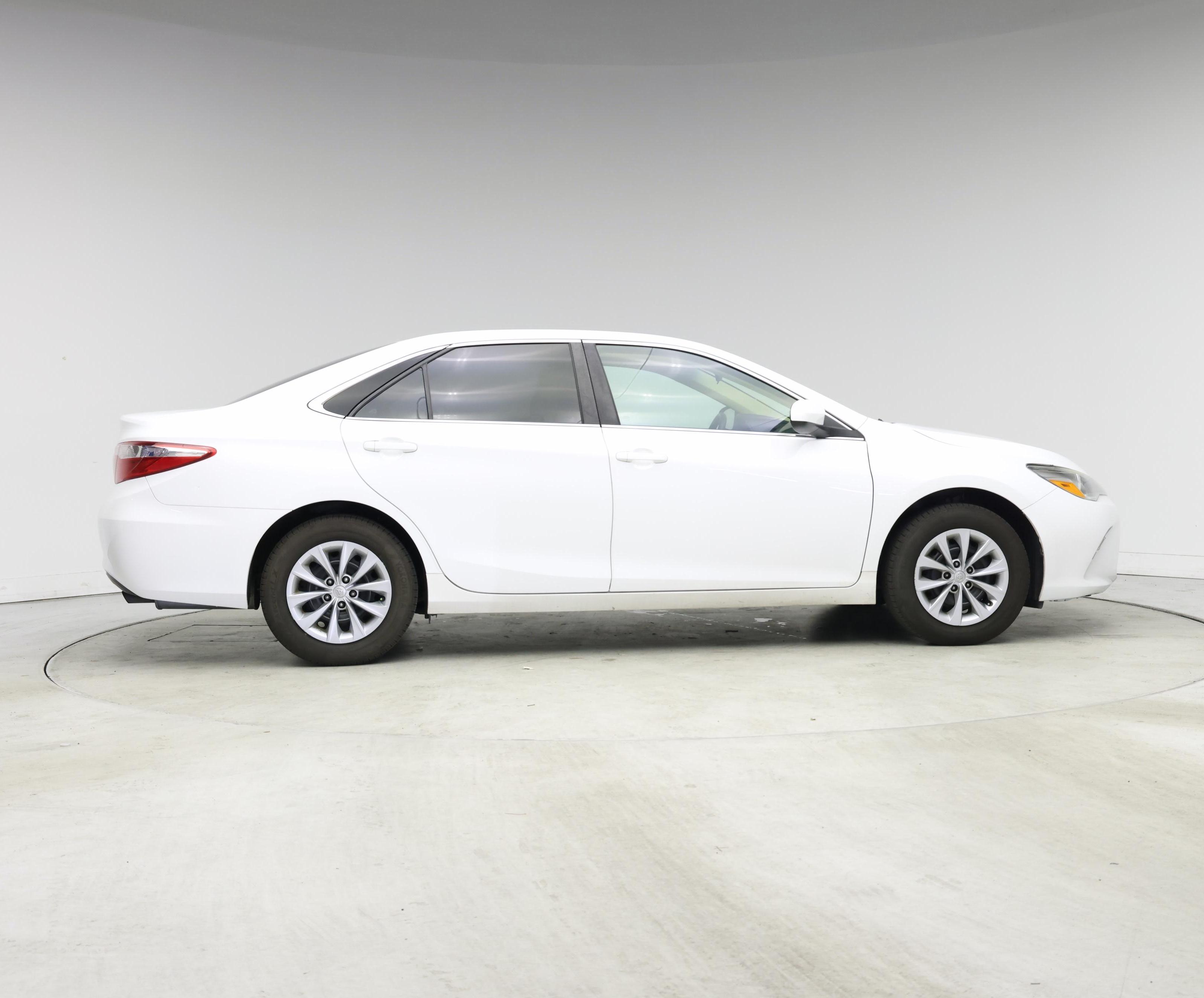Thumbnail: 2016 Toyota Camry - 7