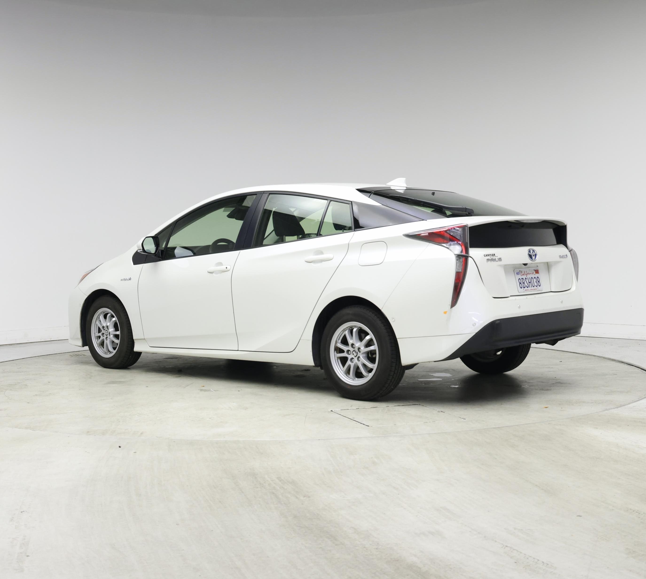 Thumbnail: 2017 Toyota Prius - 2