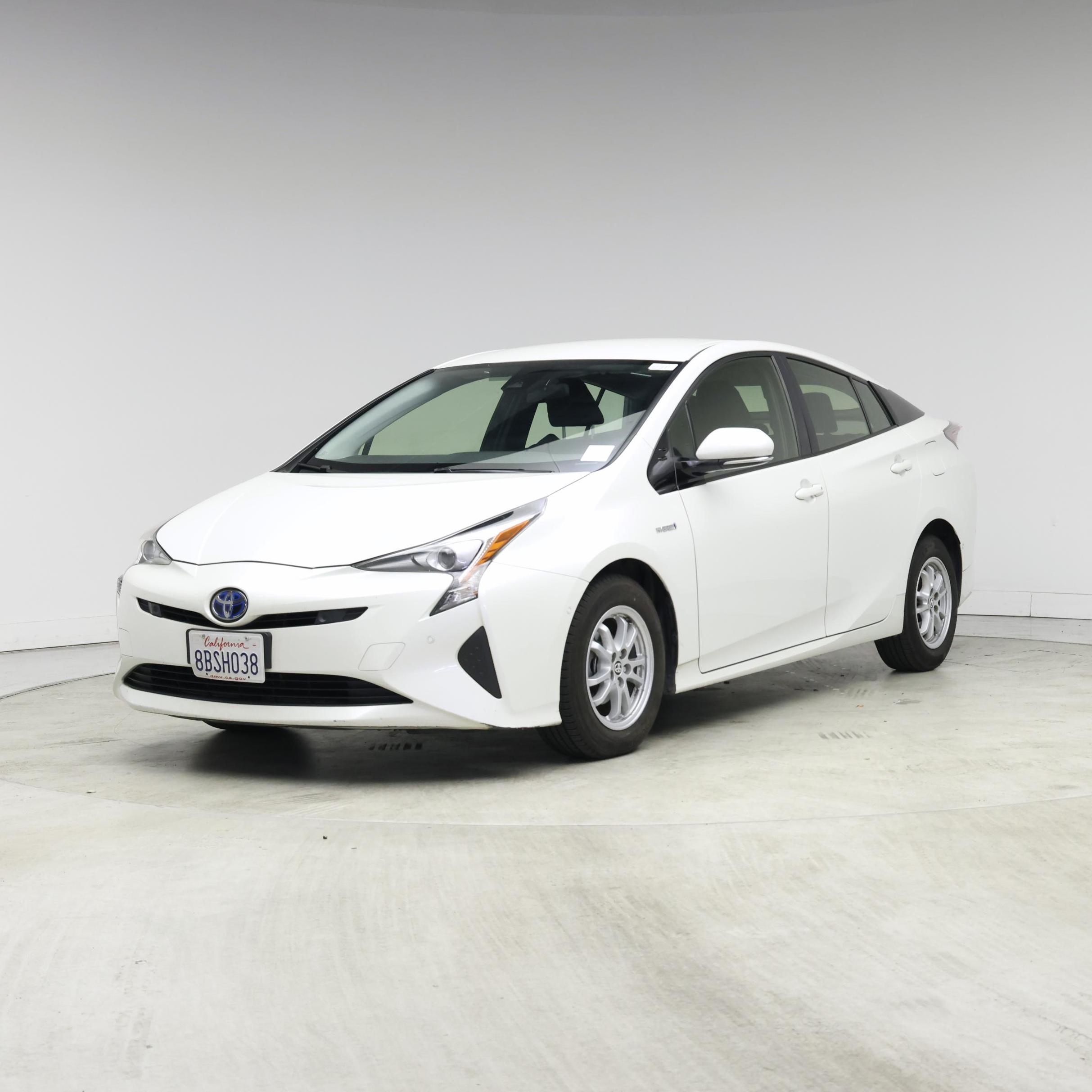 Thumbnail: 2017 Toyota Prius - 4