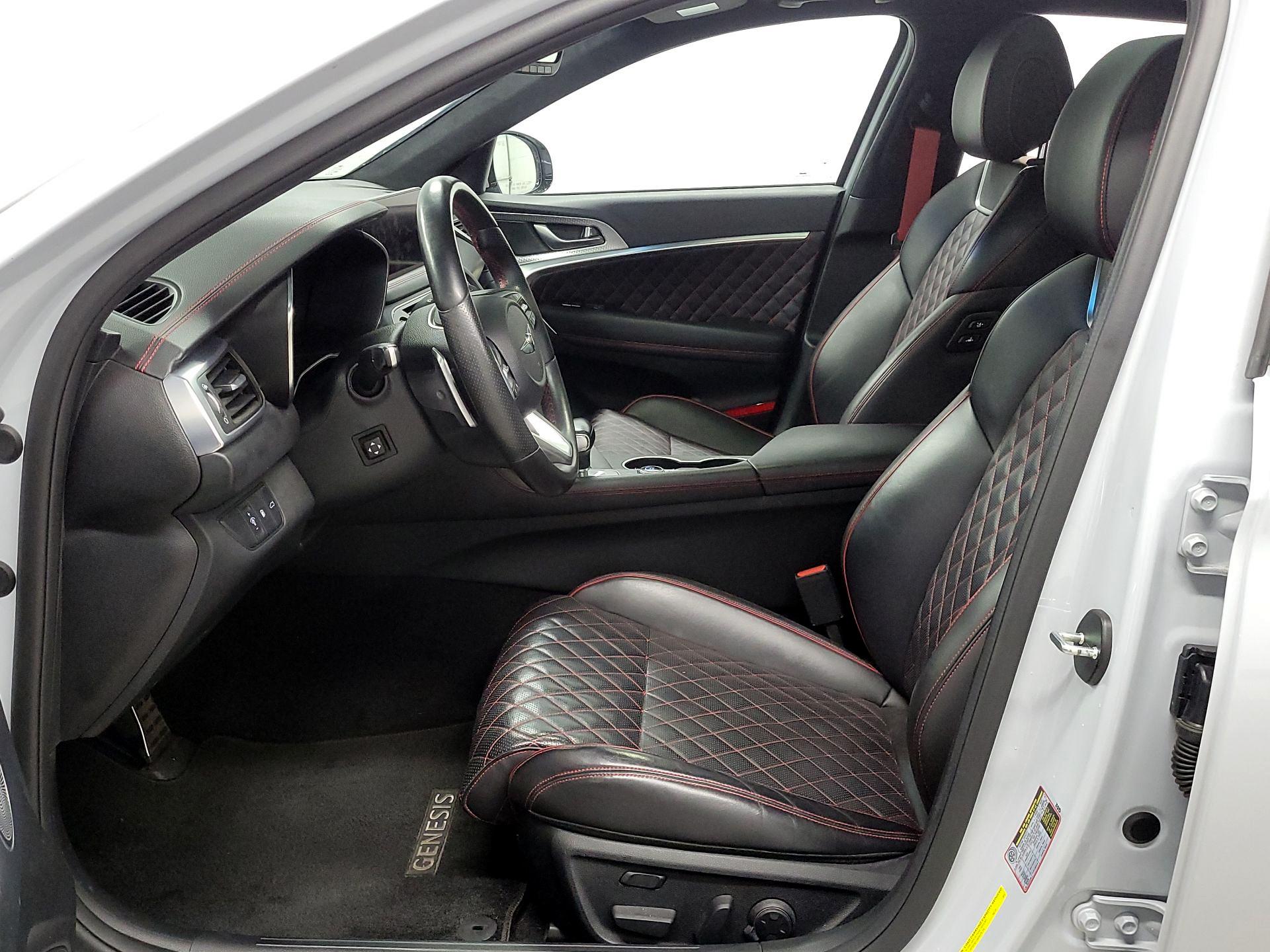 Thumbnail: 2022 Genesis G70 - 11