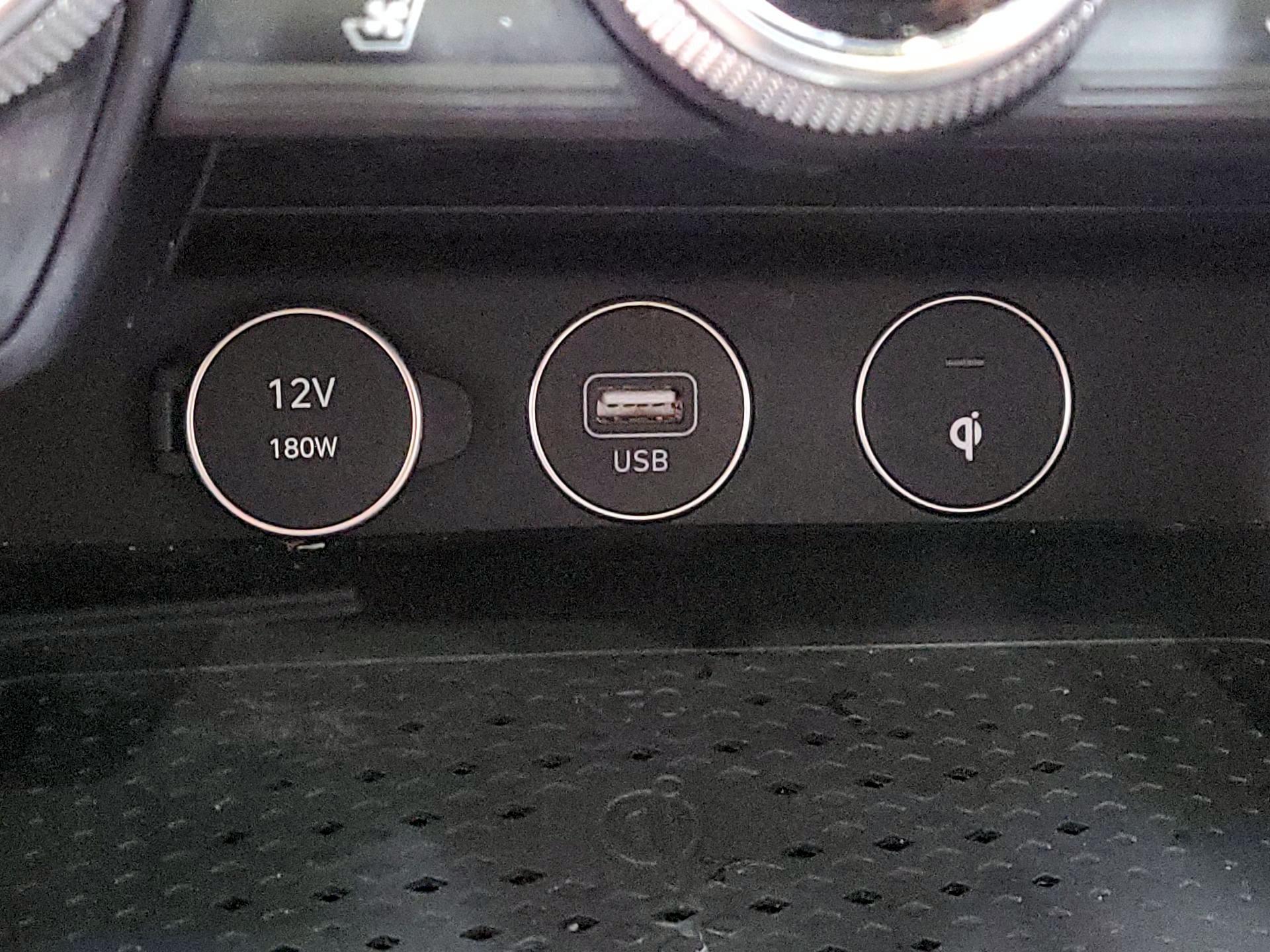 Thumbnail: 2022 Genesis G70 - 18