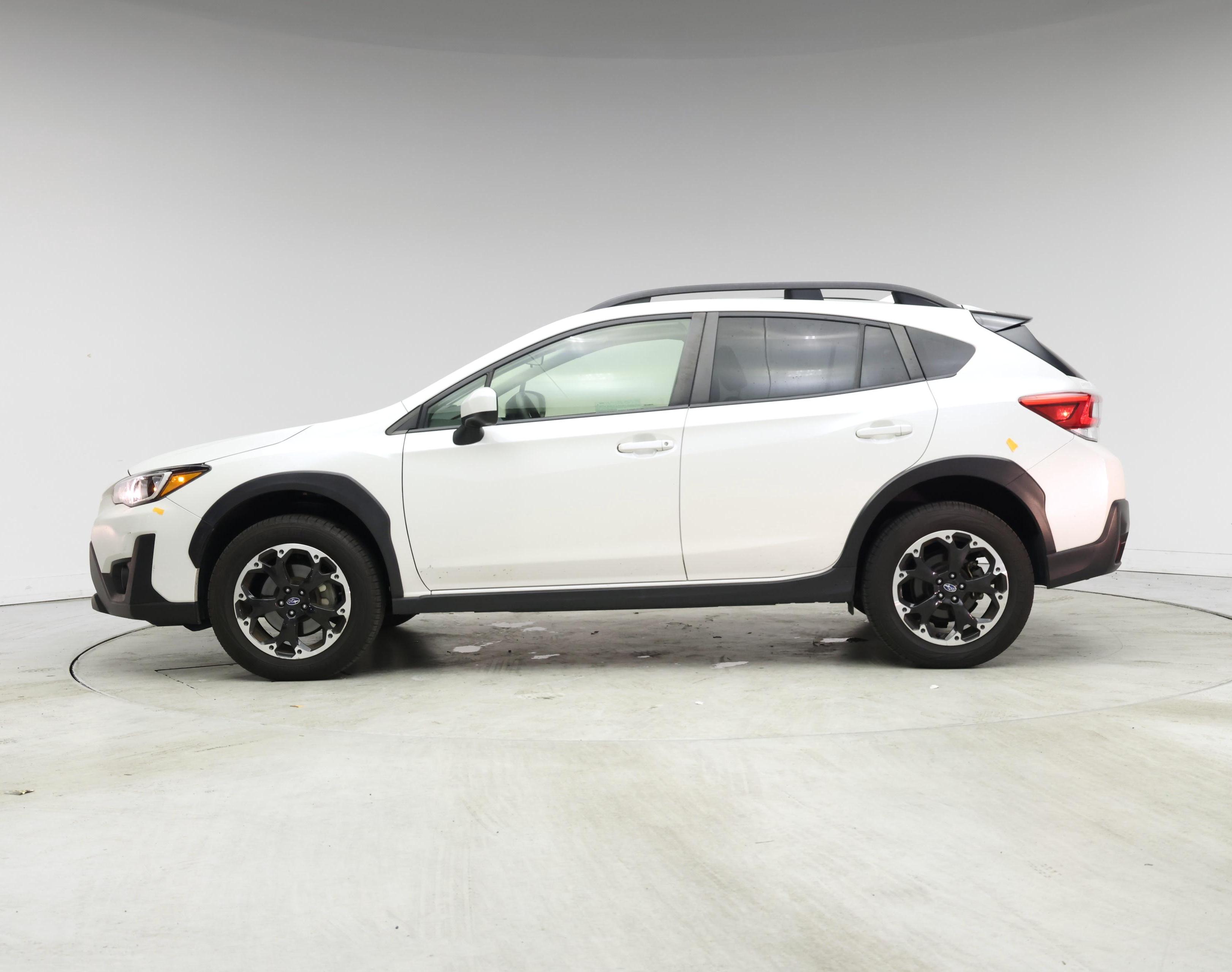 Thumbnail: 2022 Subaru Crosstrek - 3