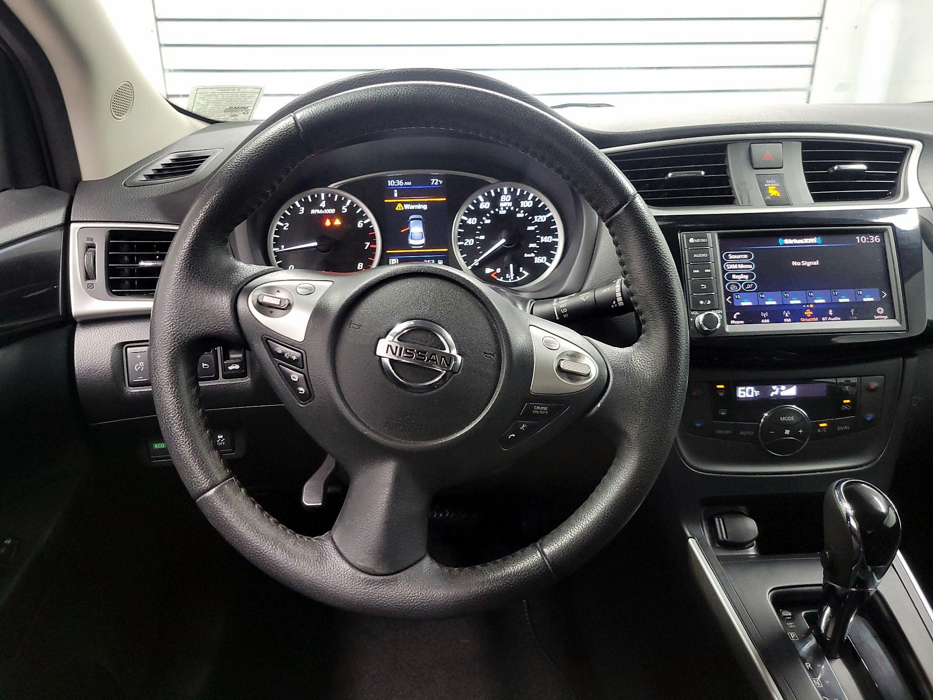 Thumbnail: 2019 Nissan Sentra - 10