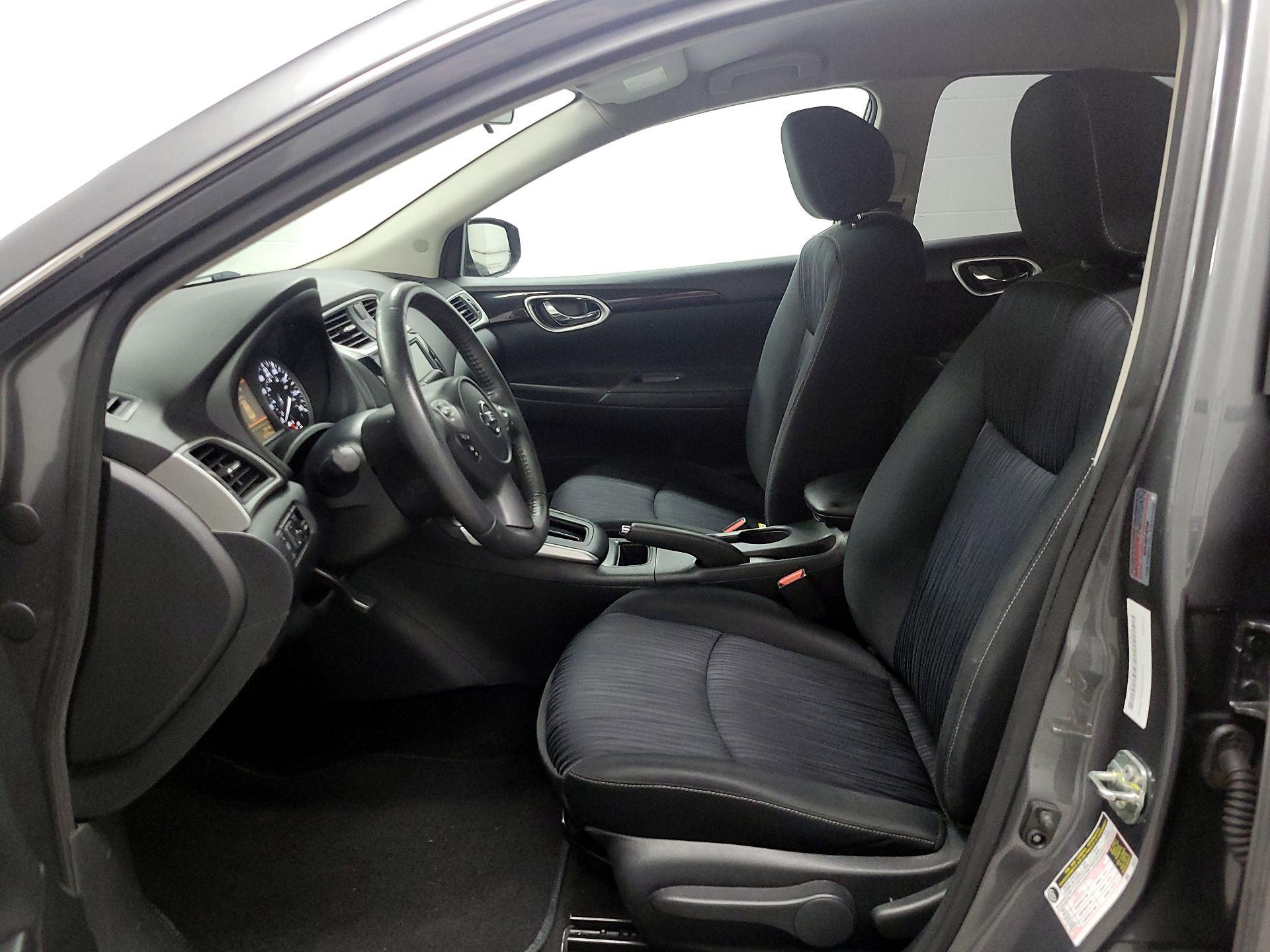 Thumbnail: 2019 Nissan Sentra - 11