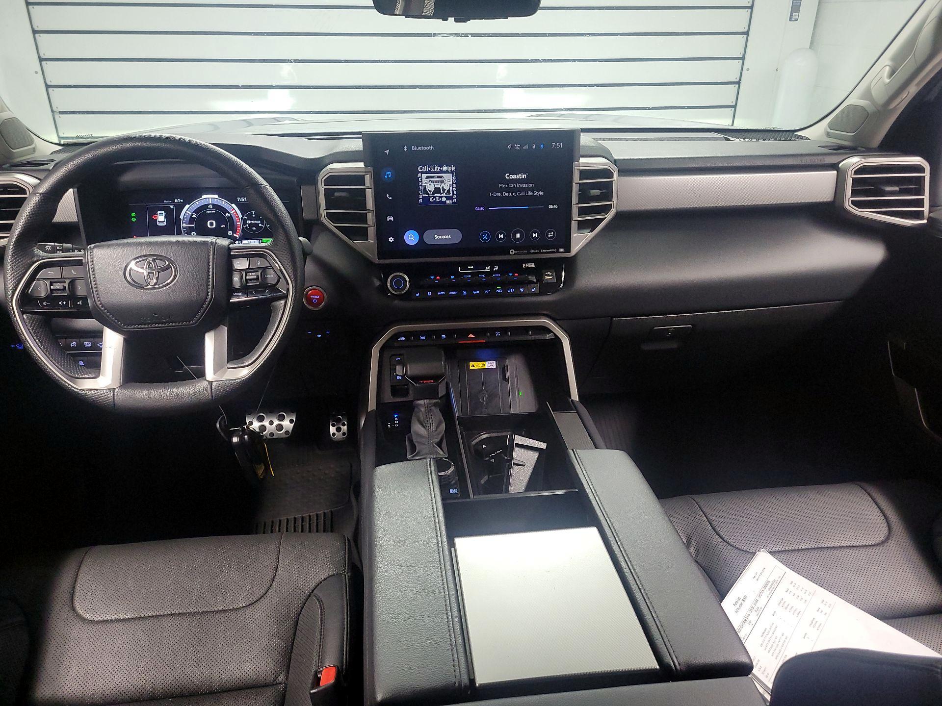 Thumbnail: 2023 Toyota Sequoia - 9