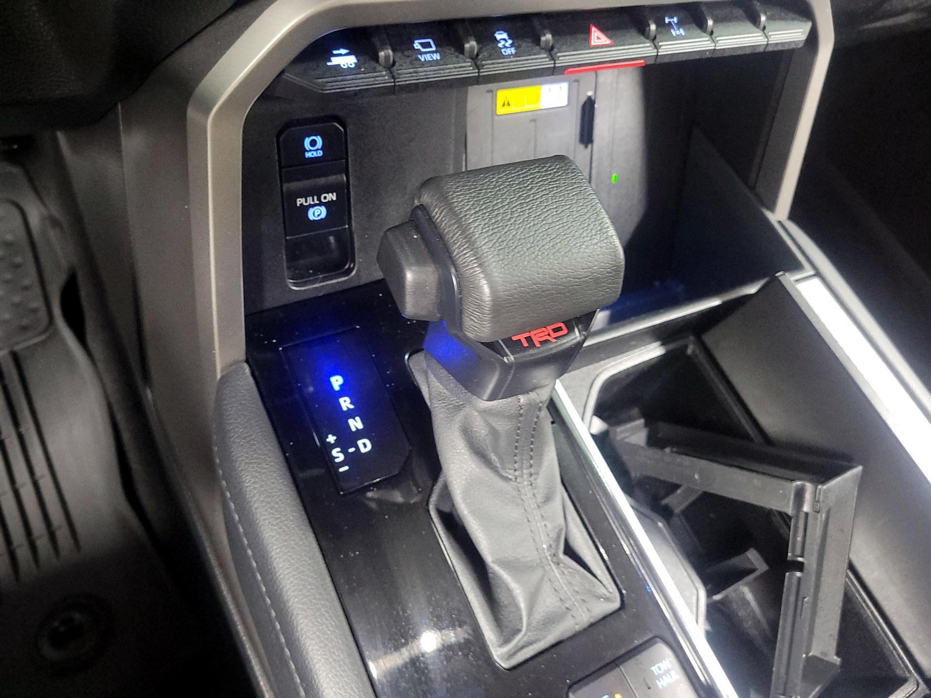 Thumbnail: 2023 Toyota Sequoia - 17