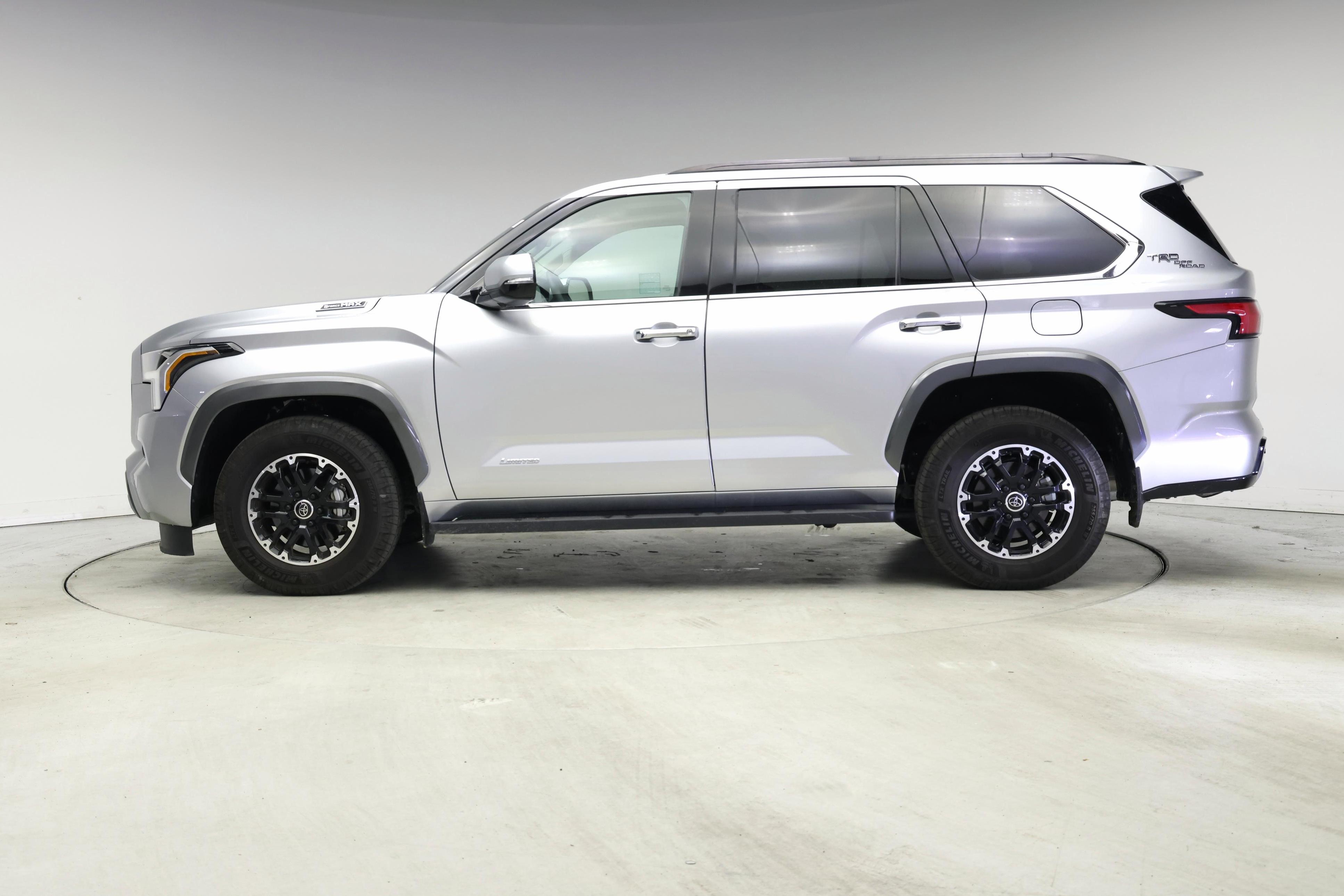 Thumbnail: 2023 Toyota Sequoia - 3