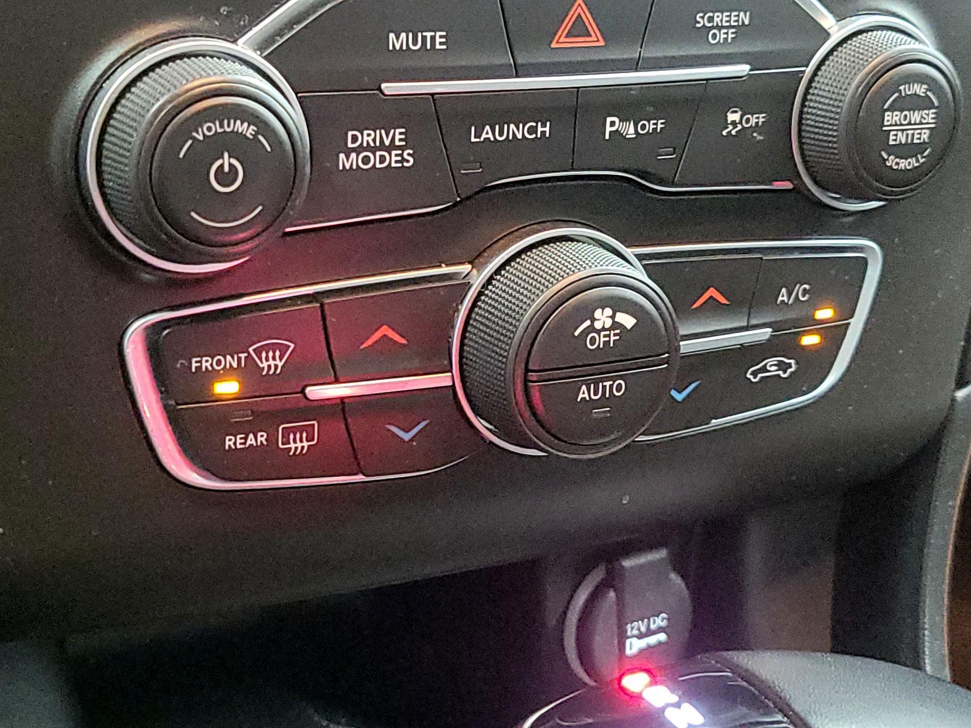 Thumbnail: 2021 Dodge Charger - 16