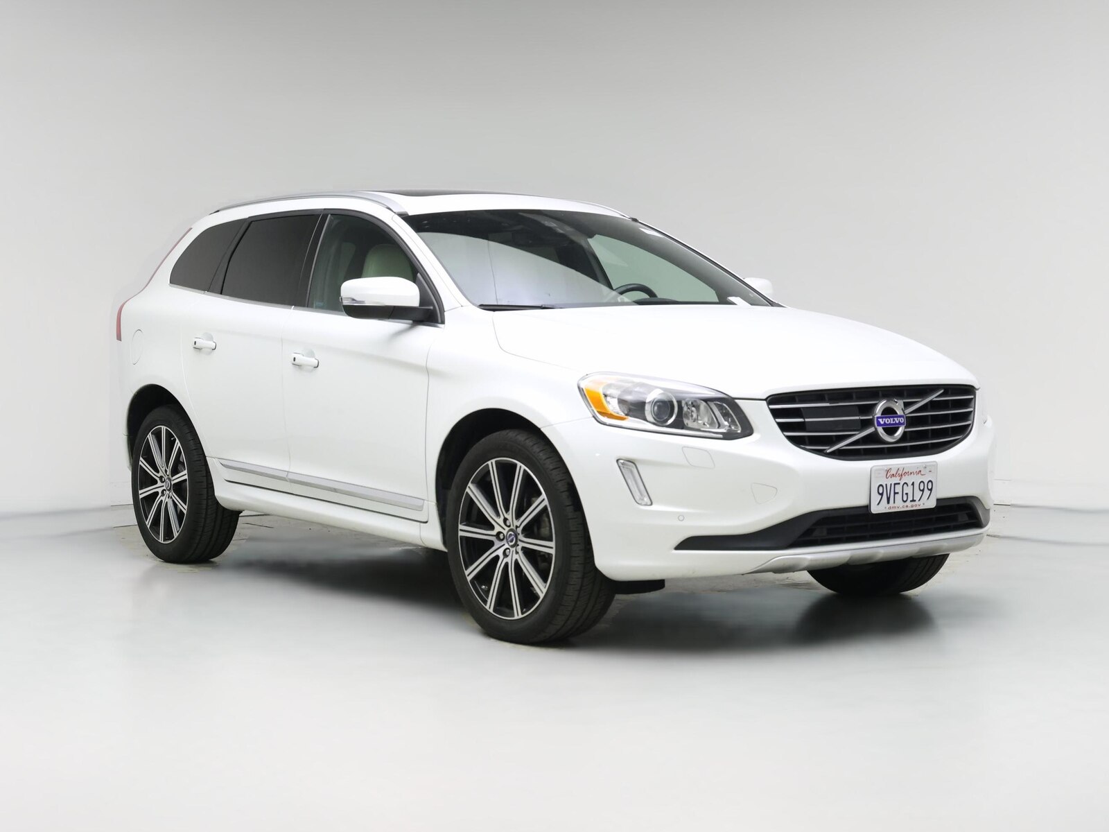 2015 Volvo XC60 T6 Platinum