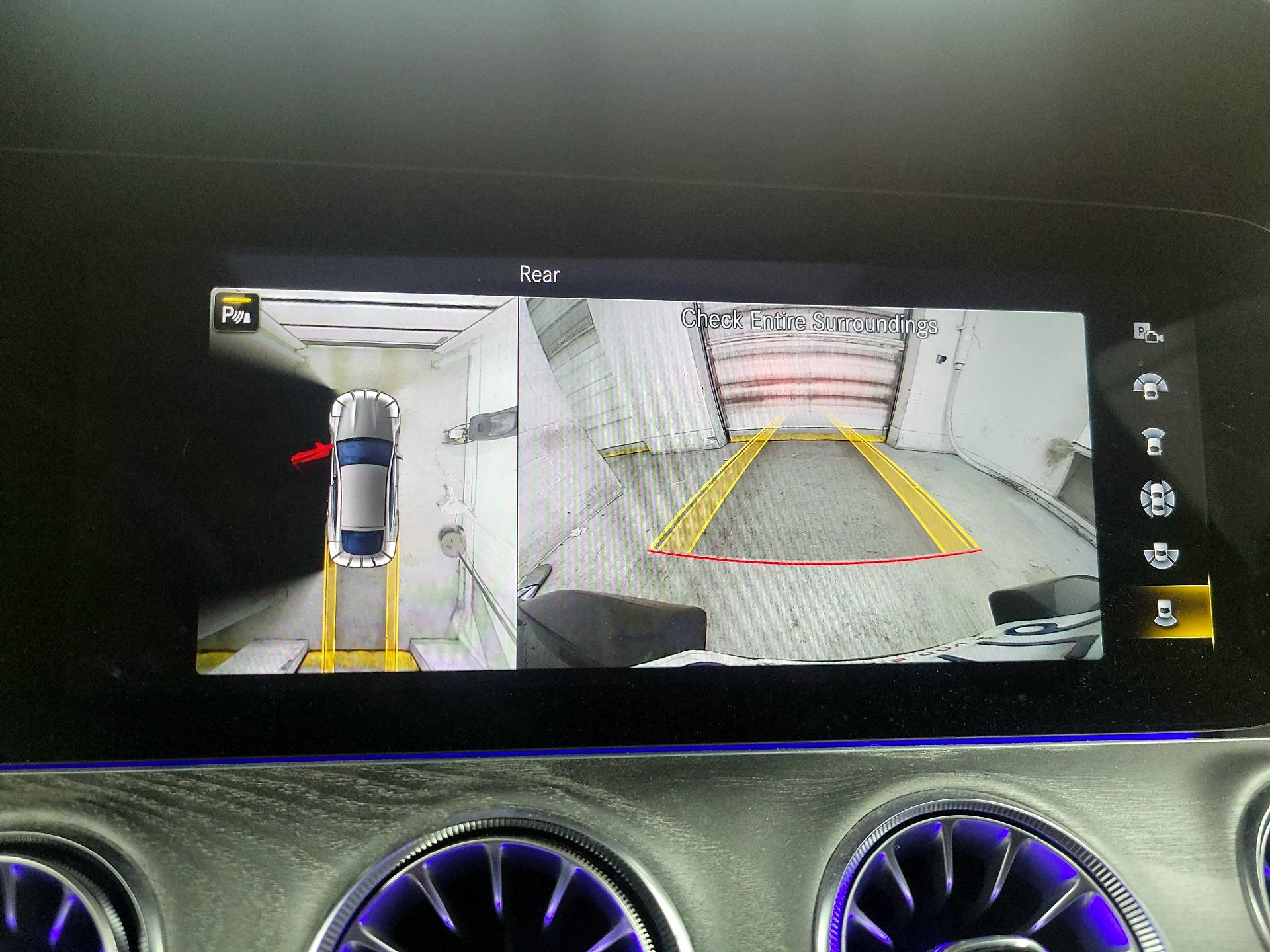 Thumbnail: 2021 Mercedes-Benz AMG GT - 15