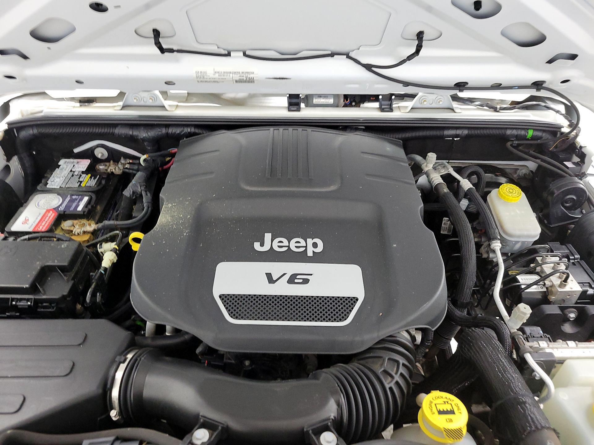 Thumbnail: 2018 Jeep Wrangler - 18