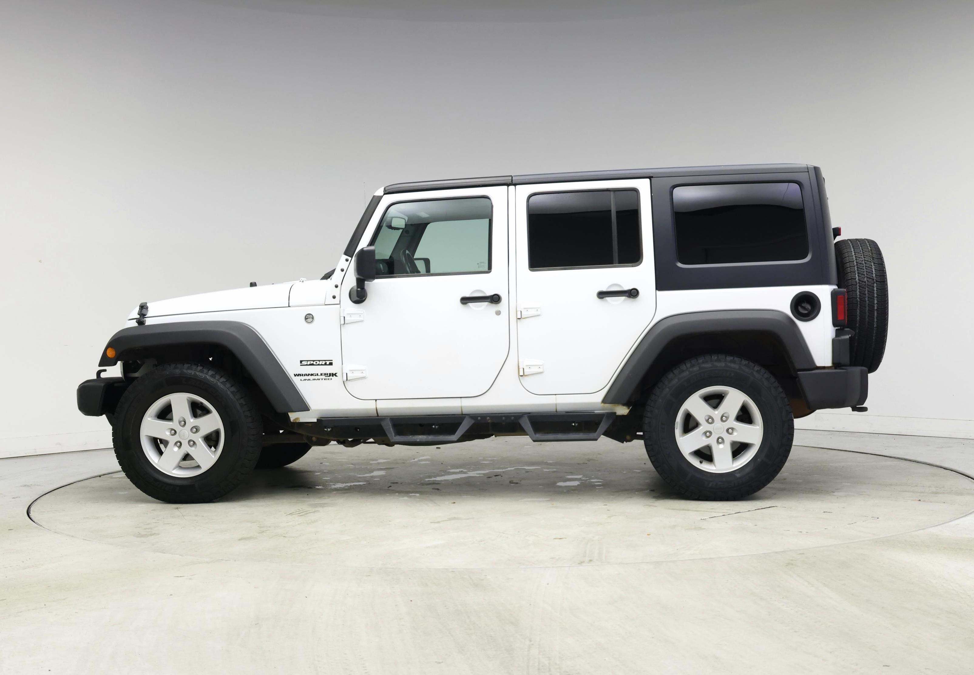 Thumbnail: 2018 Jeep Wrangler - 3