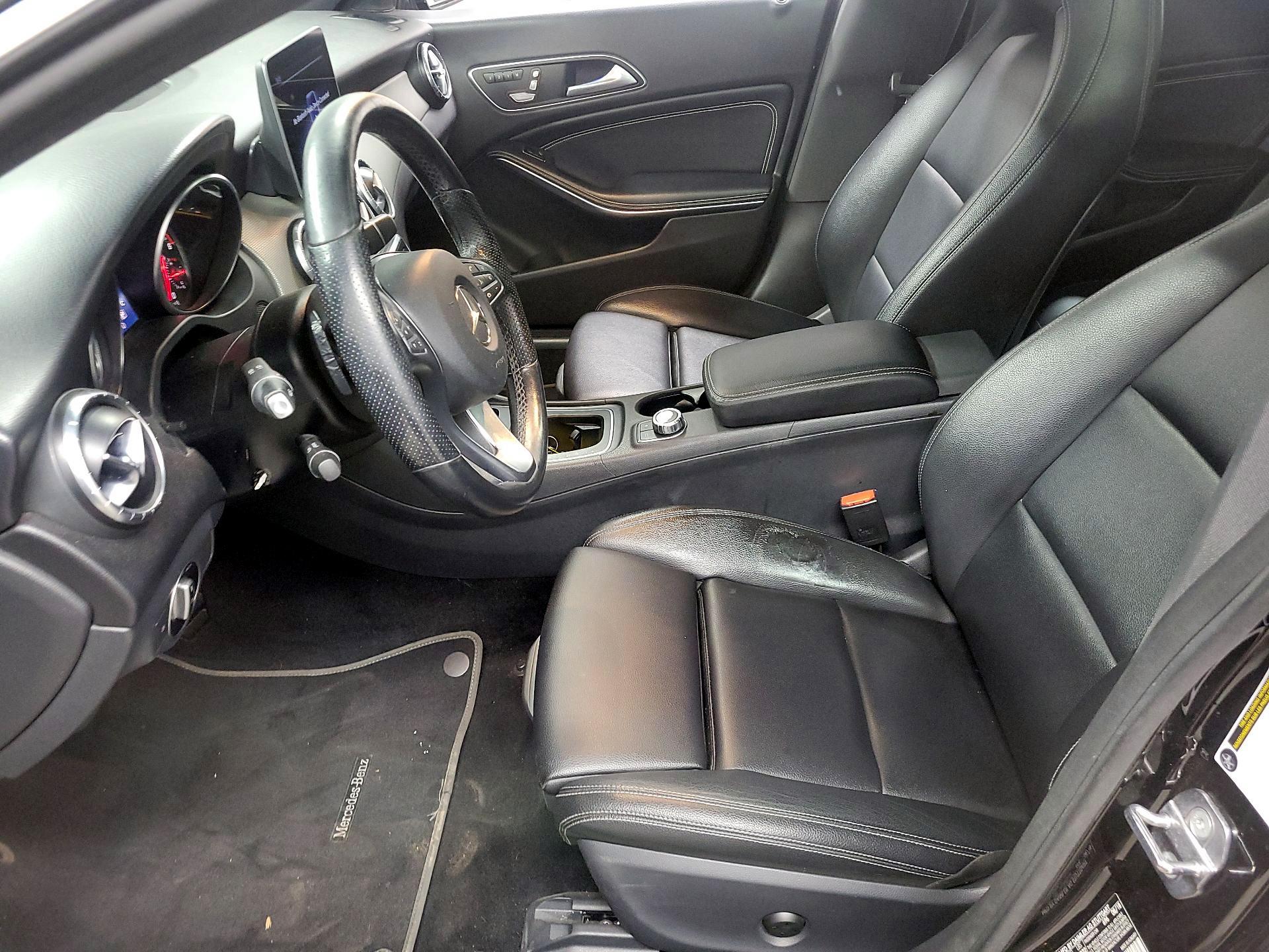 Thumbnail: 2019 Mercedes-Benz CLA - 11