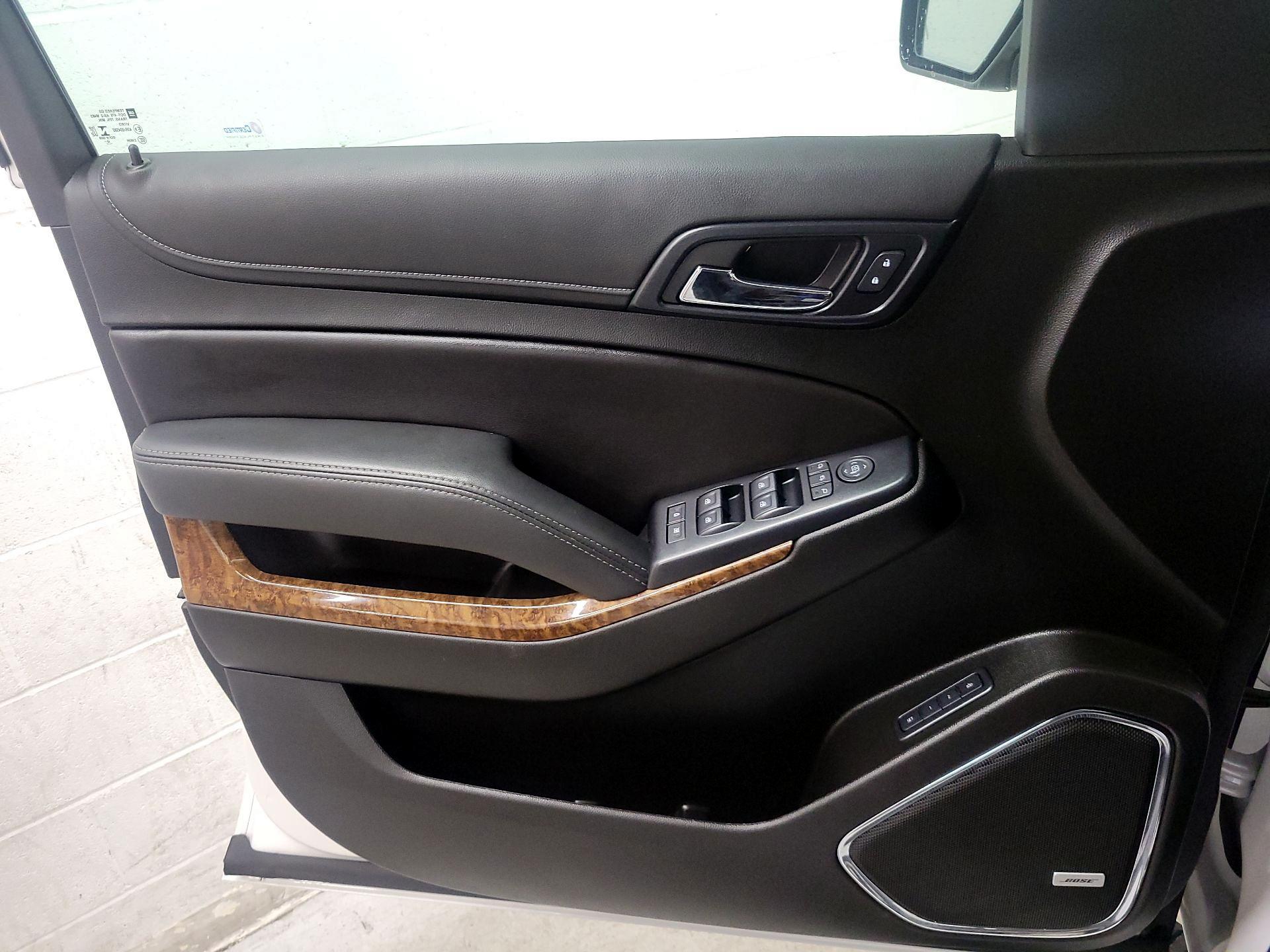 Thumbnail: 2019 Chevrolet Tahoe - 12