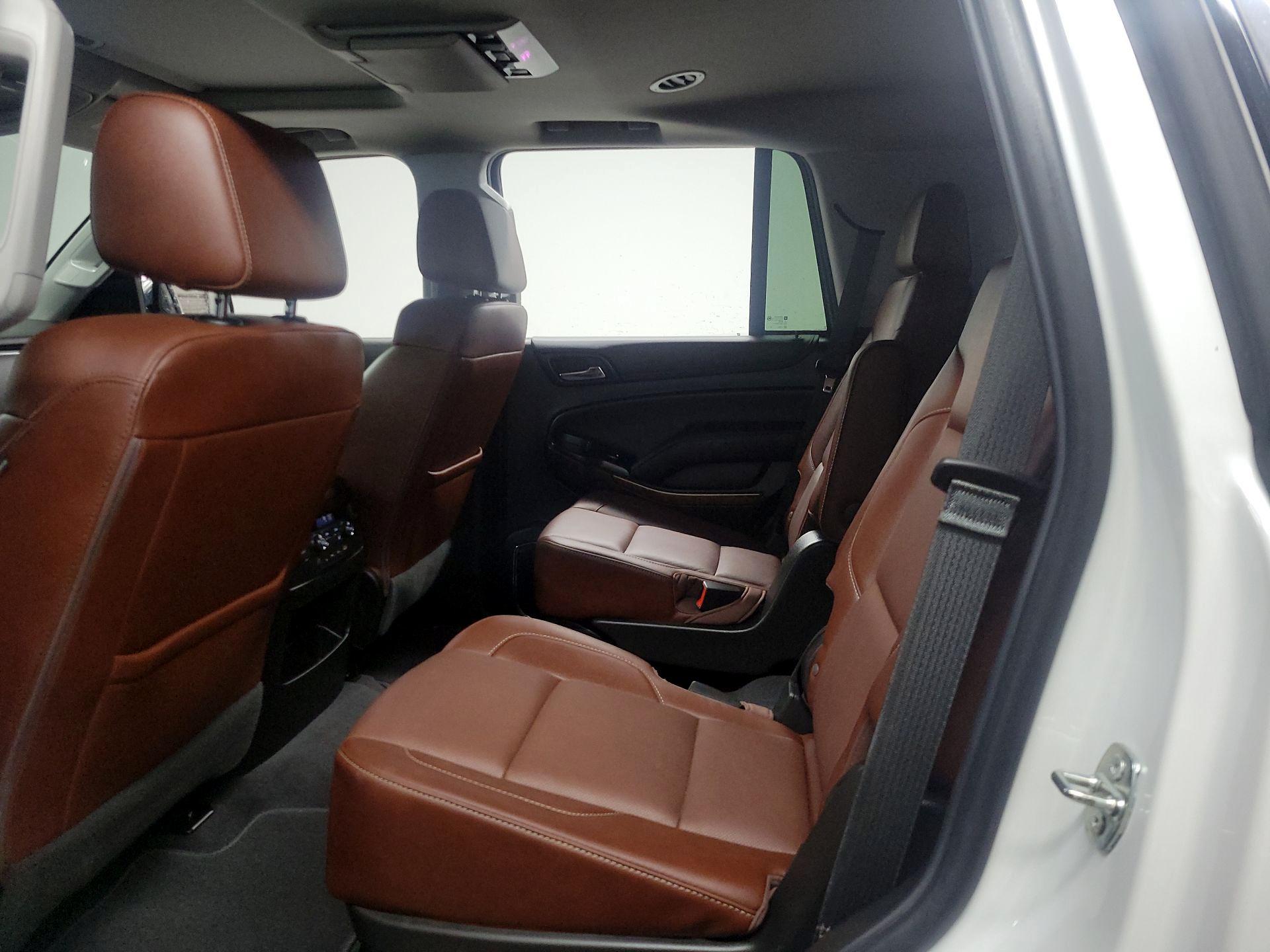 Thumbnail: 2019 Chevrolet Tahoe - 17