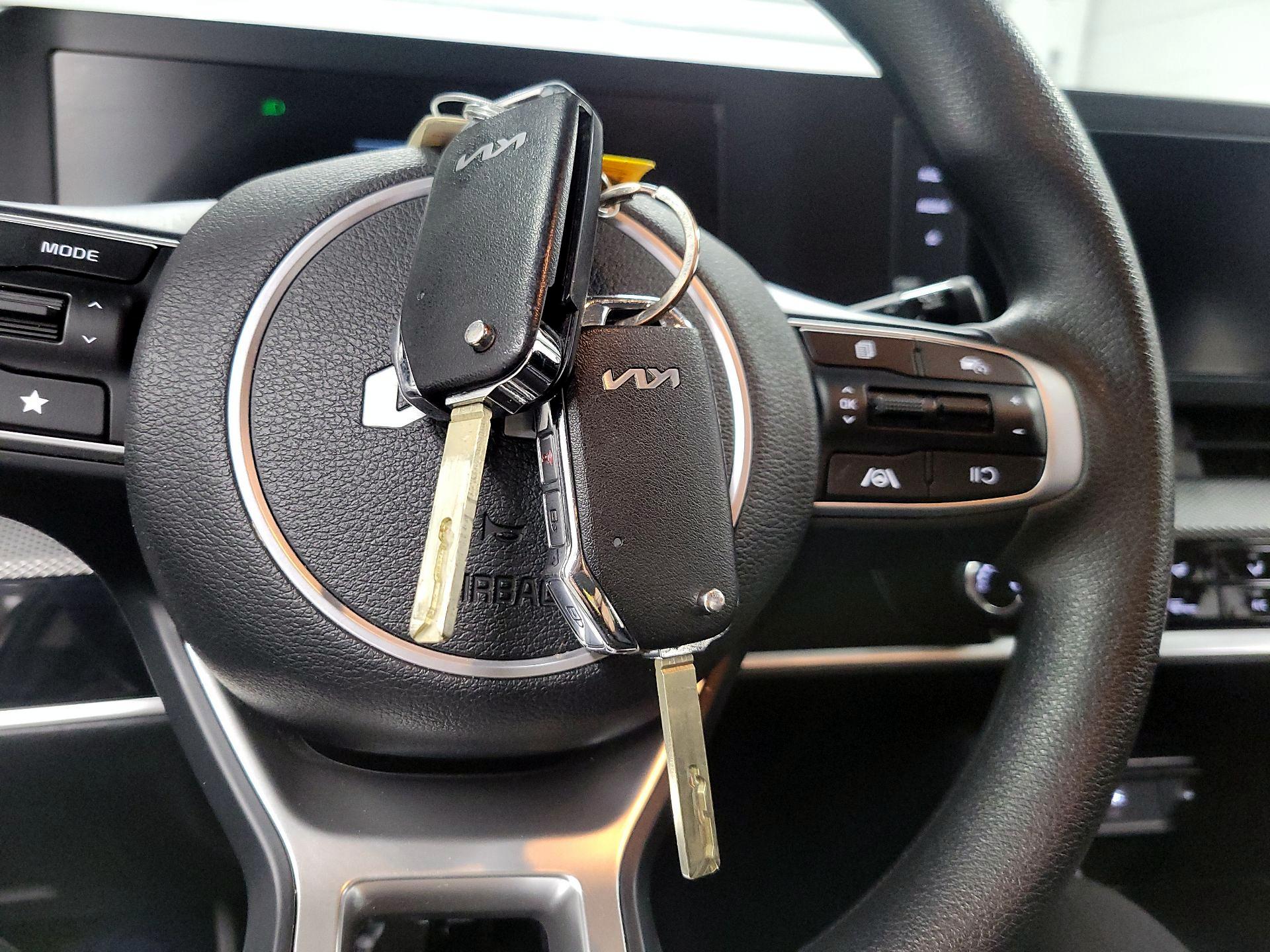 Thumbnail: 2023 Kia Sportage - 20