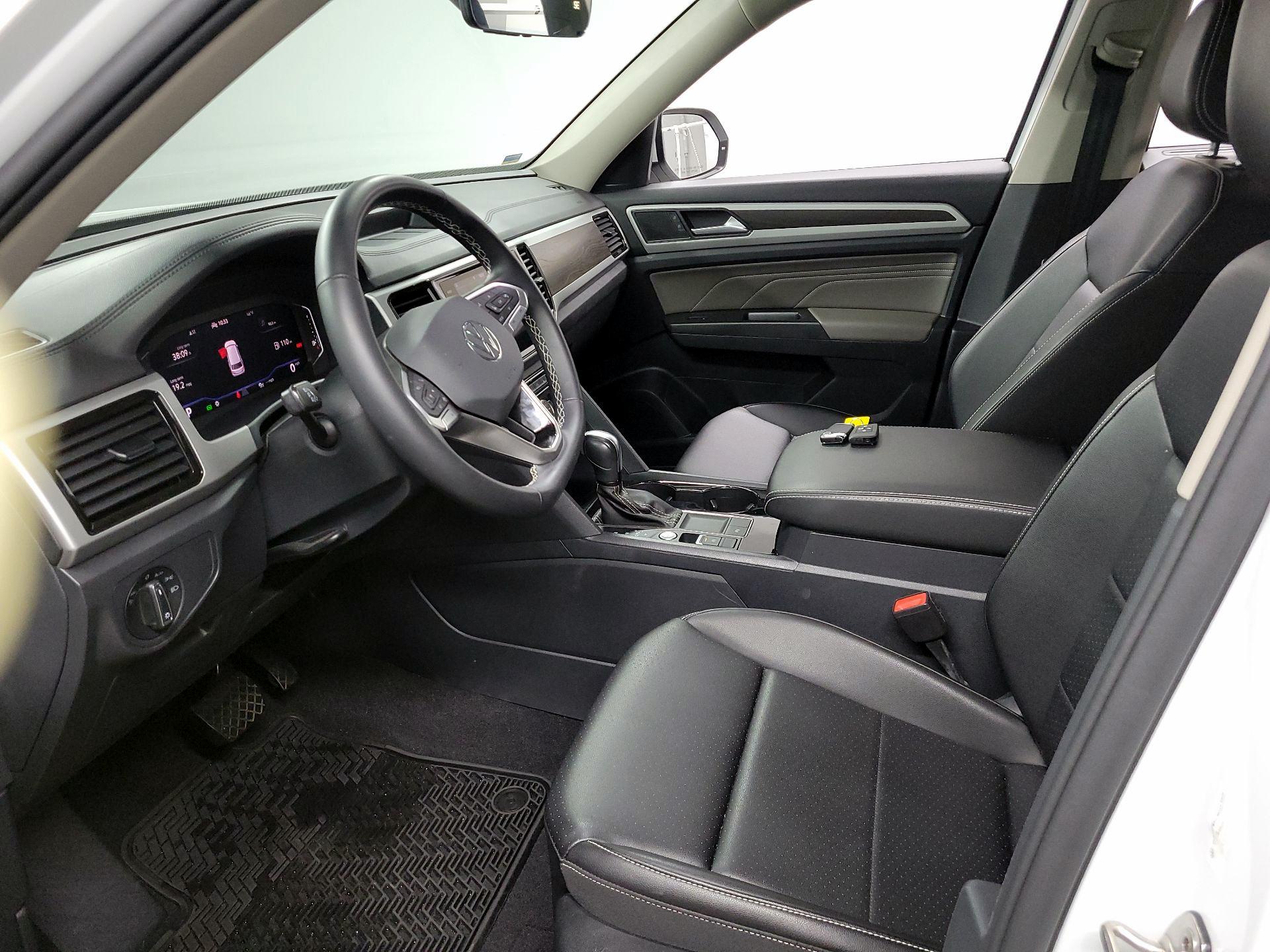 Thumbnail: 2023 Volkswagen Atlas - 11